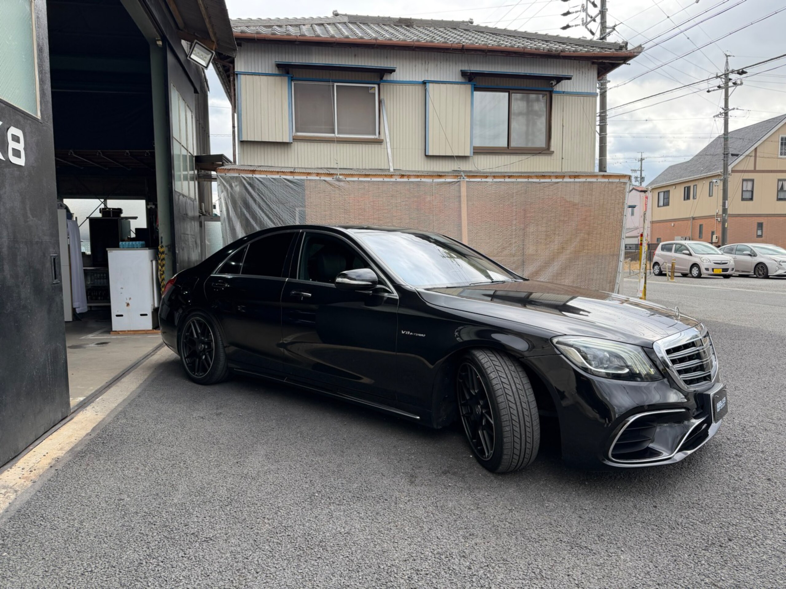 2015 Mercedes-Benz S-Class - メルセデス・ベンツ Sクラス S400 h エクスクルーシブ AMGライン 正規ディーラー車 2WD ラグジュアリーPKG サンルーフ 後期AMG S63仕様 シーケンシャルウインカー 革シート 電動リアゲート シートヒーター ドラレコ レーダー探知 バックカメラ ETC エアバック