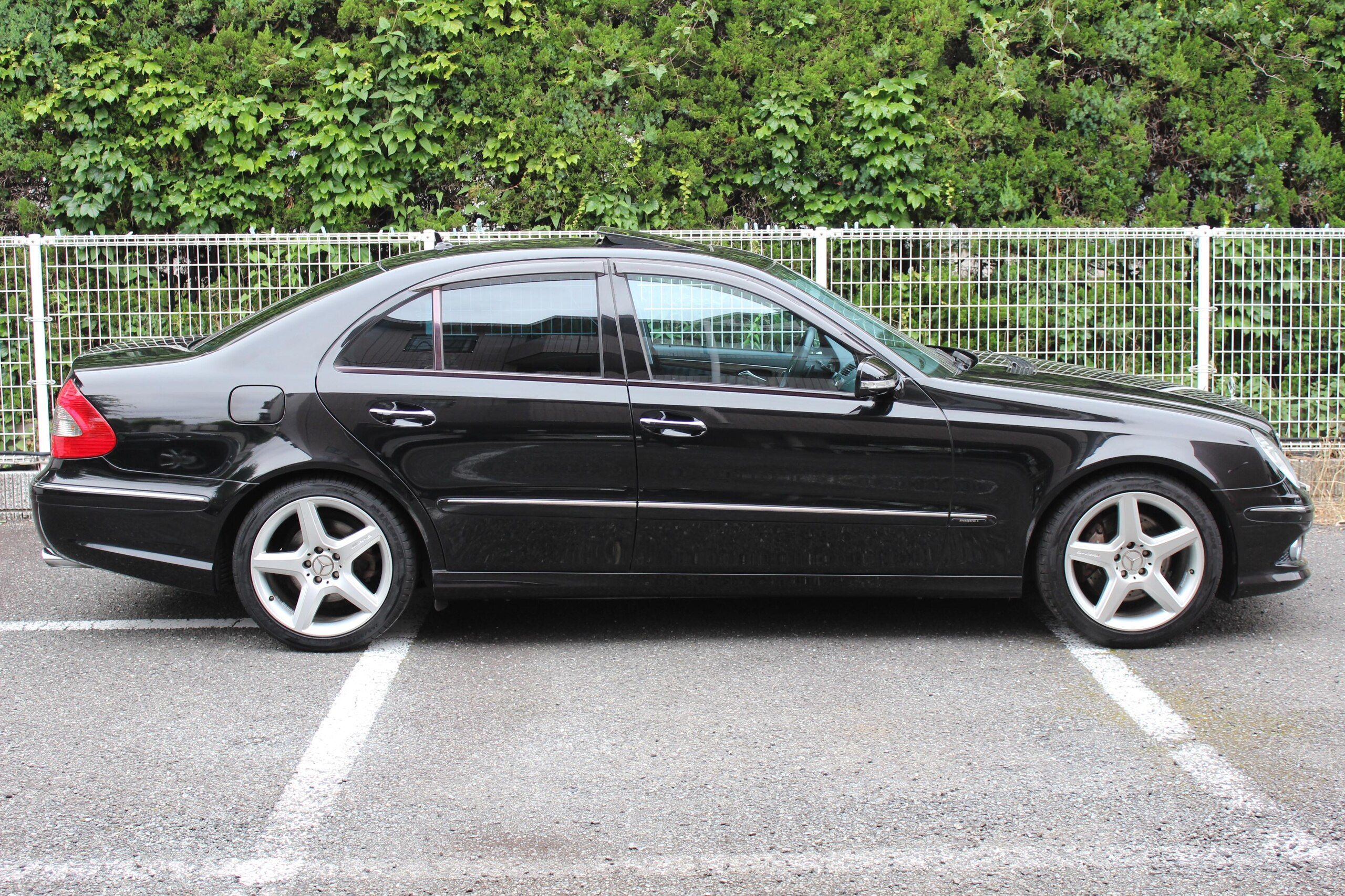 2008 Mercedes-Benz E-Class - 2008 مرسيدس بنز E-Class