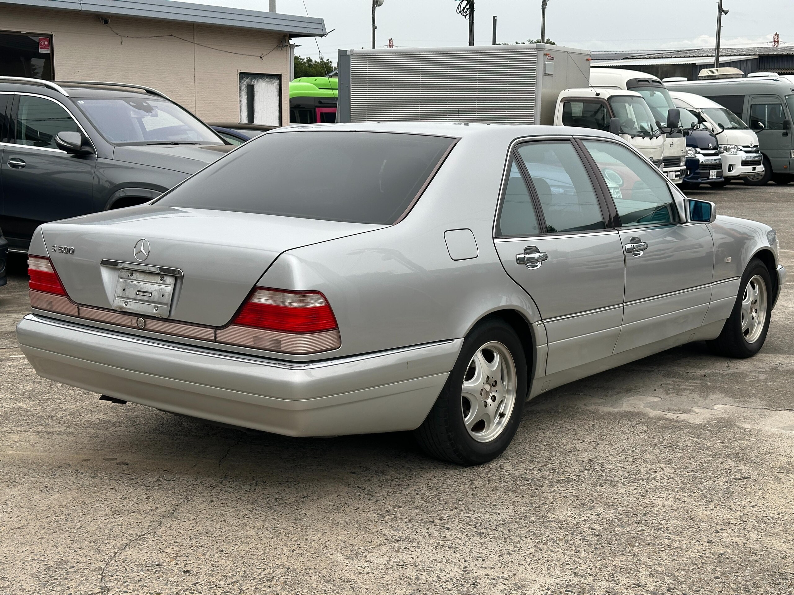 1998 Mercedes-Benz S-Class - メルセデス・ベンツ Sクラス S320 サンルーフ 整備手帳 16インチAW パワーシート 黒革シート 取扱説明書