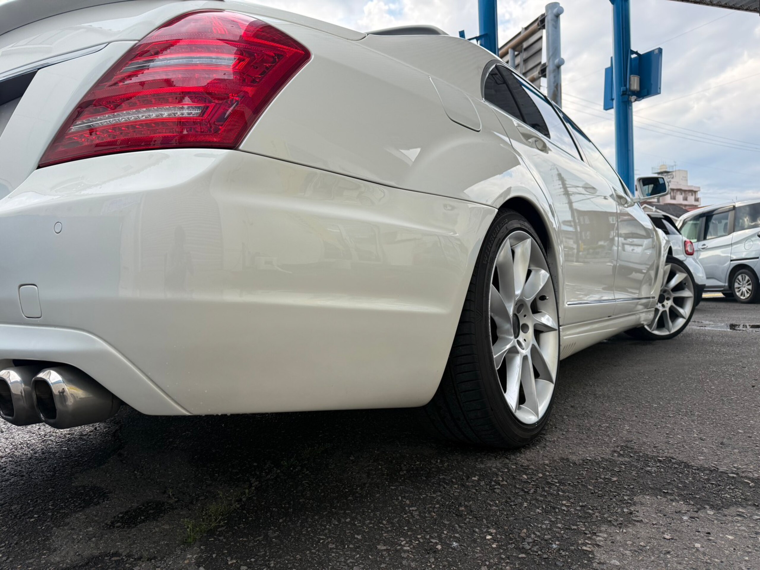 2008 Mercedes-Benz S-Class - メルセデス・ベンツ Sクラス S550 ロング 後期ロリンザー仕様/左H/ハーマンカードン/サンルーフ/20インチ社外AW/マフラー4本出し/ETC/クルコン/バックカメラ/純正ナビ/メモリー付パワーシート