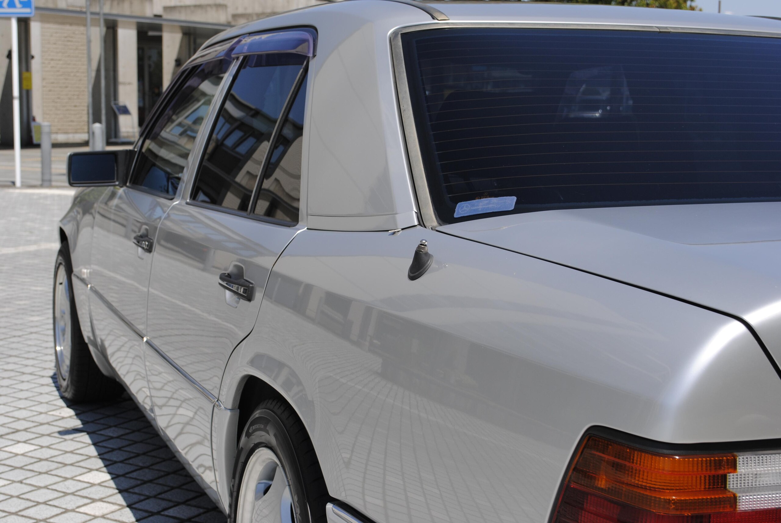 1992 Mercedes-Benz Medium Class - 1992 مرسيدس بنز Medium Class