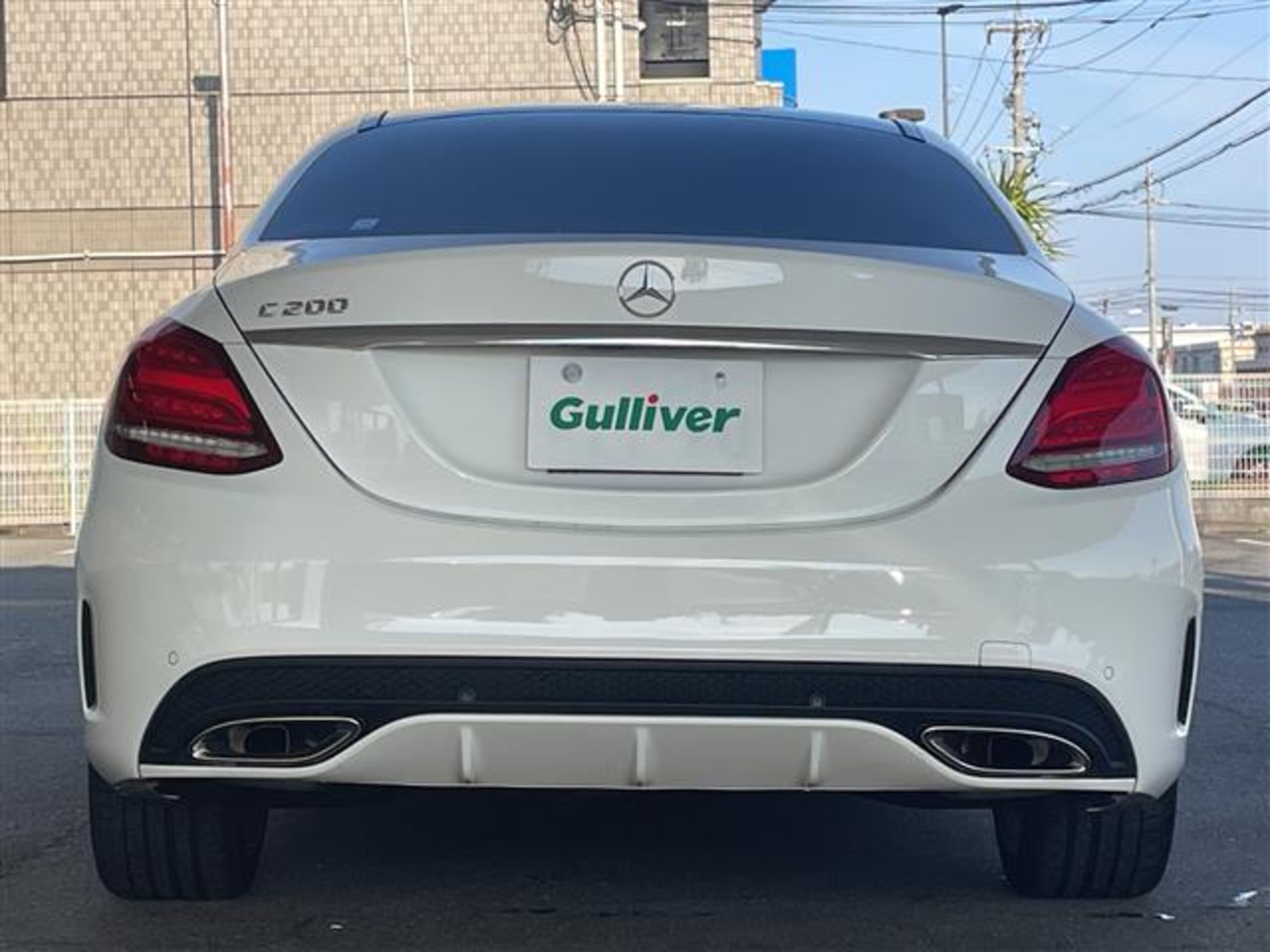 2015 Mercedes-Benz C-Class - メルセデス・ベンツ Cクラス C200 スポーツ エディション(本革仕様) 左ハンドル本革仕様限定車/衝突被害軽減システム/死角検知機能/ドライバー披露感知システム/レーンキープアシスト/レザーシート/シートヒーター/パワーシート/バックカメラ/サンルーフ/パワーバックドア/スペアキー
