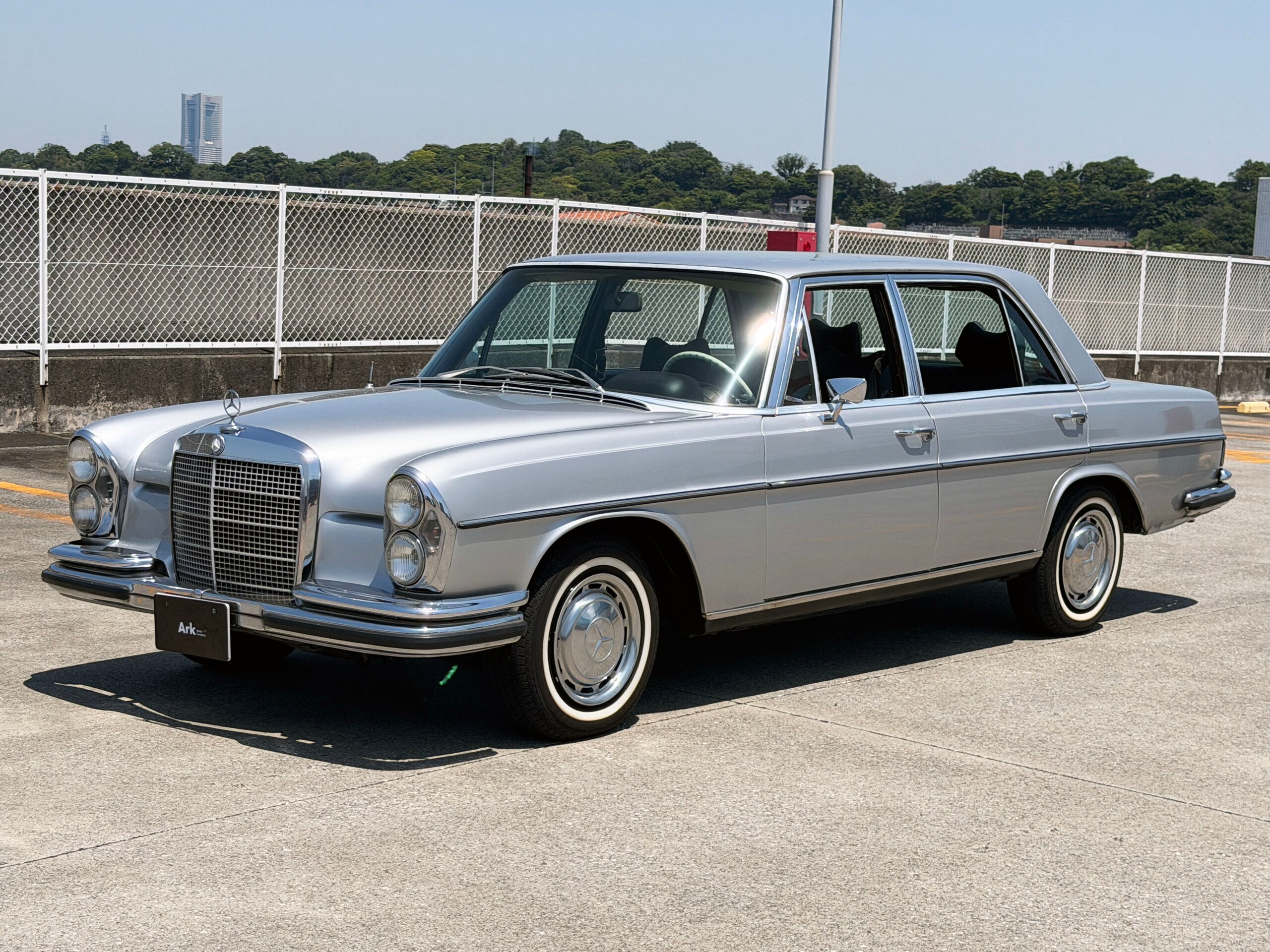 1971 Mercedes-Benz S-Class - メルセデス・ベンツ Sクラス 300SEL 6.3 W109/4AT/エアサス/パワーウインドウ/サンルーフ/24年製ホワイトリボンタイヤ