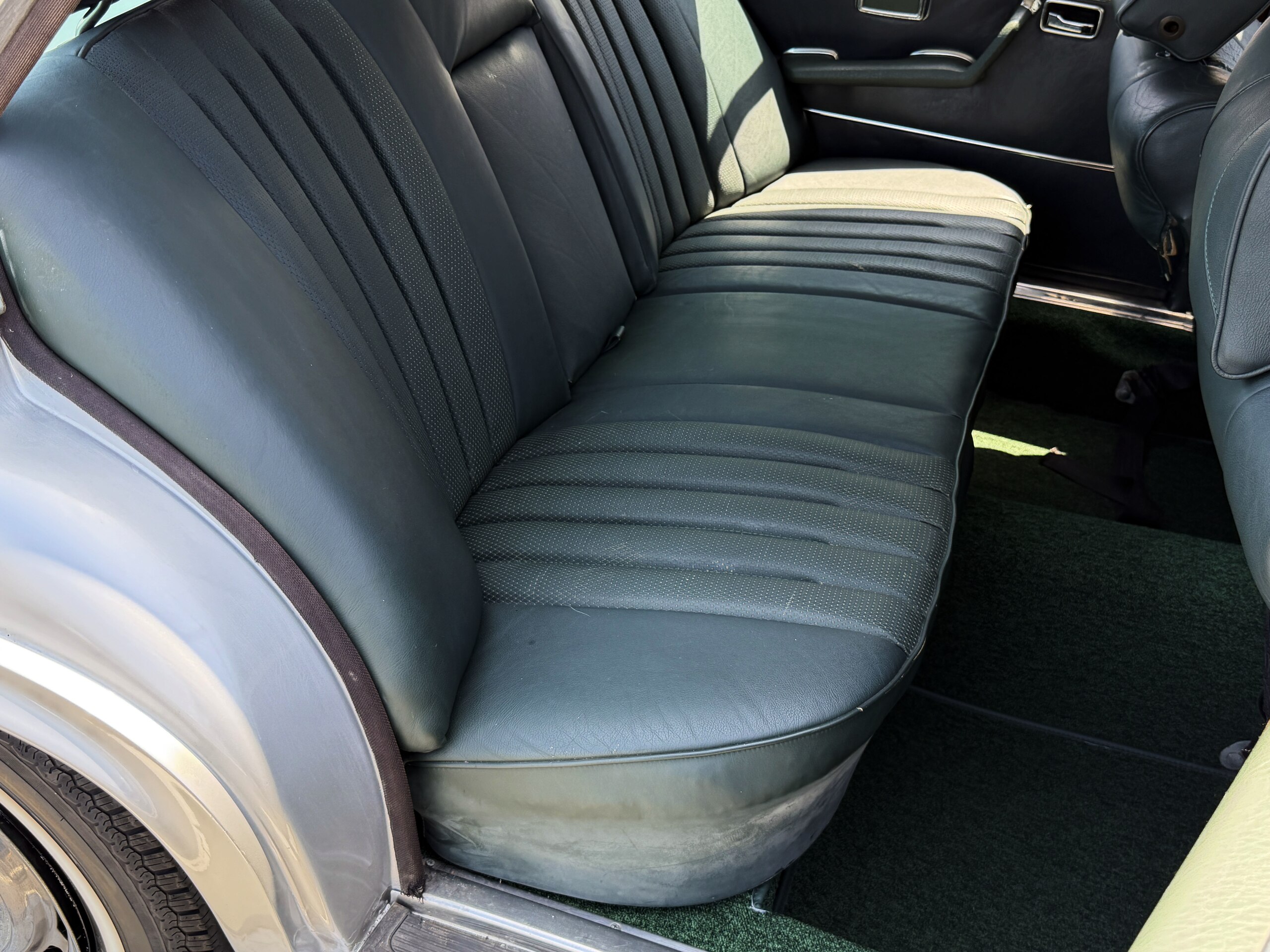 1971 Mercedes-Benz S-Class - メルセデス・ベンツ Sクラス 300SEL 6.3 W109/4AT/エアサス/パワーウインドウ/サンルーフ/24年製ホワイトリボンタイヤ
