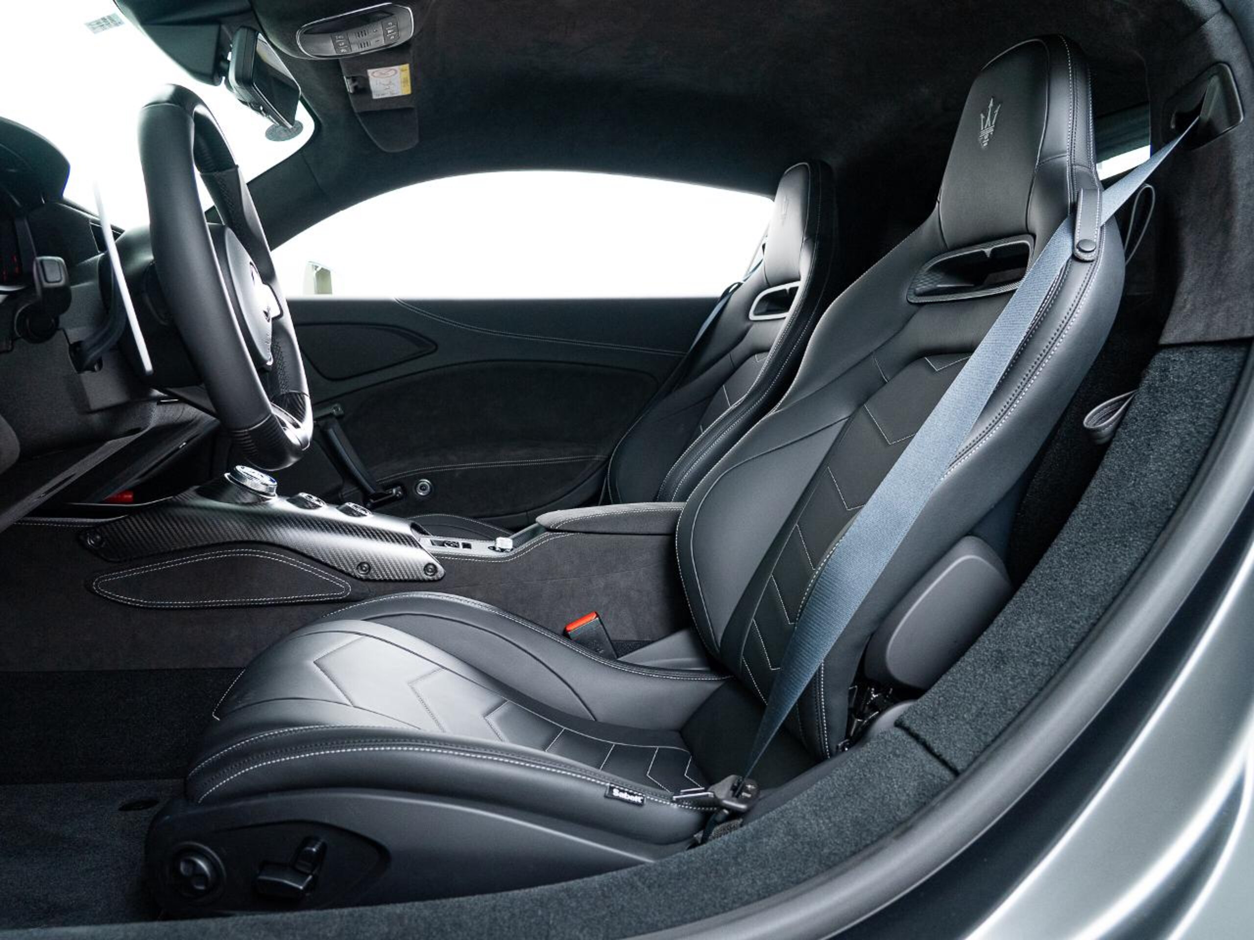 2022 Maserati MC20 - マセラティ MC20 3.0 左H 認定保証2年付 カーボンセラミックブレーキ カーボンエンジンカバー トライデントステッチ ブルーブレーキキャリパー ブラインドスポットアシスト 純正ナビ