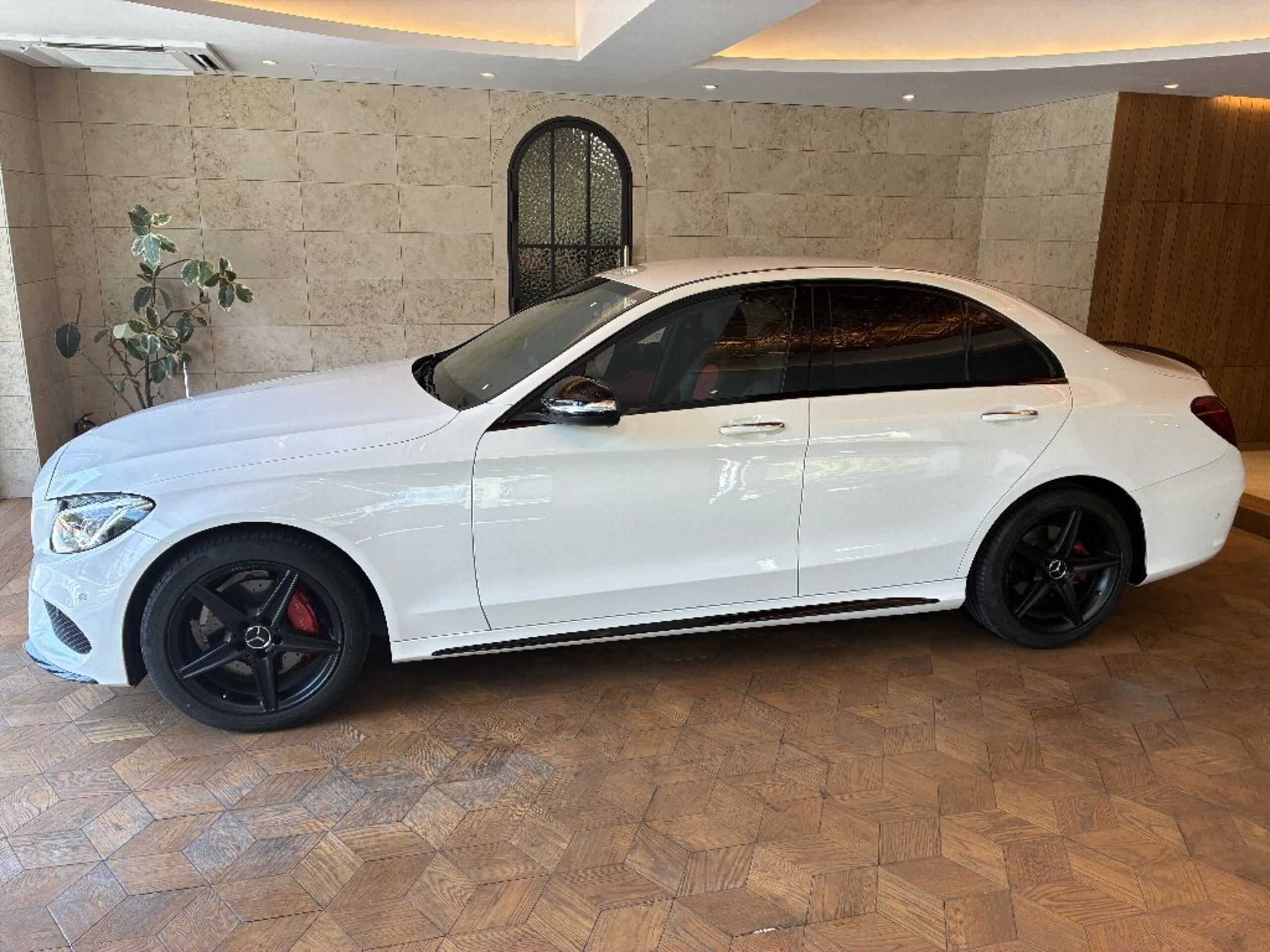 2015 Mercedes-Benz C-Class - 2015 مرسيدس بنز C-Class