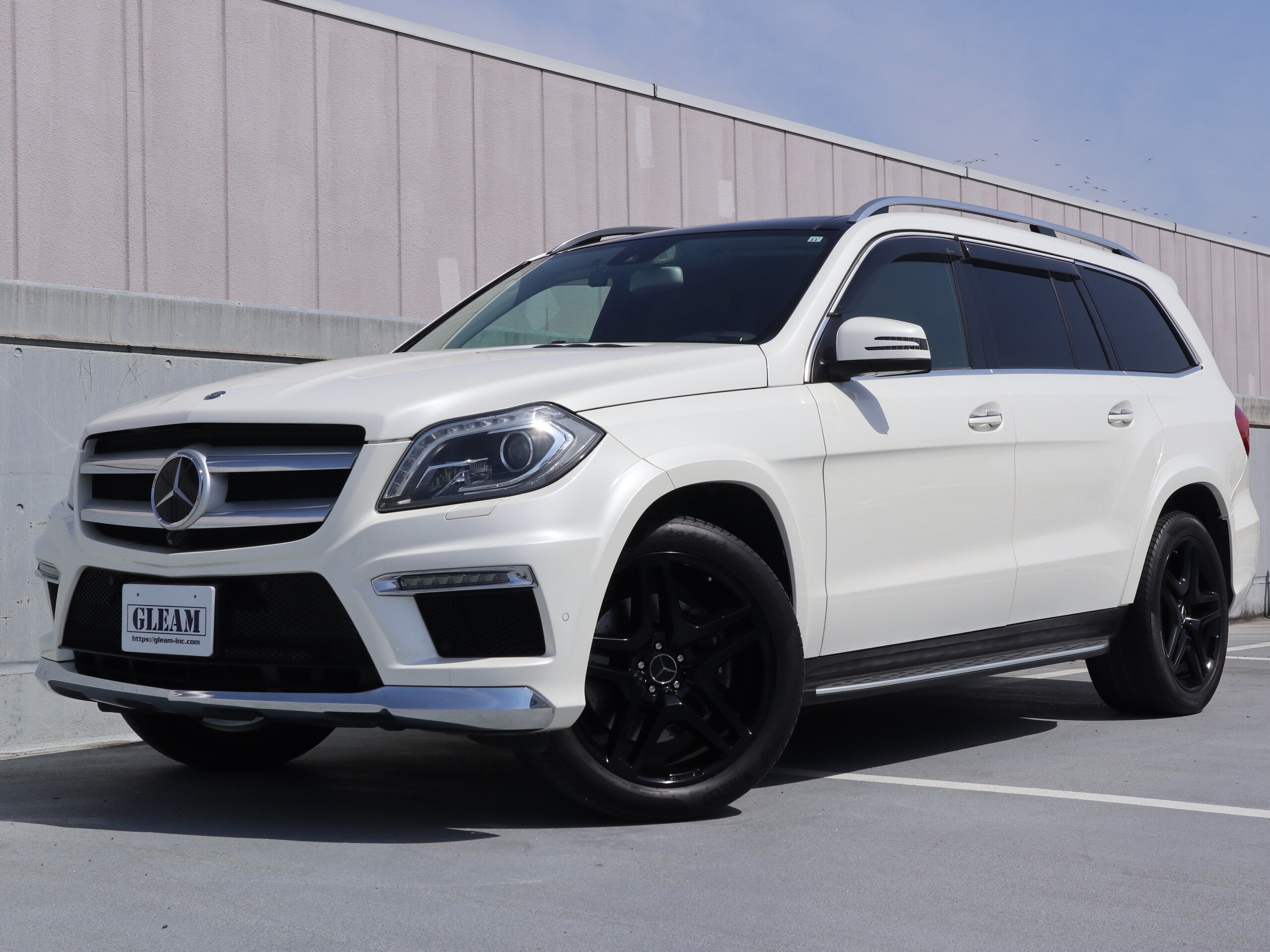 2015 Mercedes-Benz GLClass - メルセデス・ベンツ GLクラス GL550 4マチック AMGエクスクルーシブパッケージ 4WD AMG21インチAW リアエンター 記録簿6枚 パノラマ パワーゲート ルーフレール ハーマンカードン 前後ドラレコ シートベンチレーション HDDナビ 地デジ 360°カメラ ETC