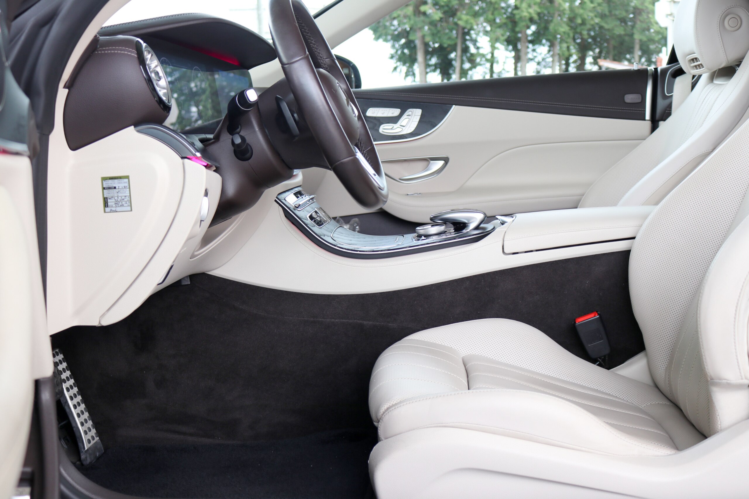2019 Mercedes-Benz E-Class Cabriolet - メルセデス・ベンツ Eクラスカブリオレ E450 4マチック スポーツ 4WD 左ハンドル・ベージュレザー・ブラウンソフトトップ・HUD・レーダーセーフティPKG・360度カメラ・マルチビームLEDライト・シートヒーター&ベンチレーション・アンビエントライト・純正19インチAW