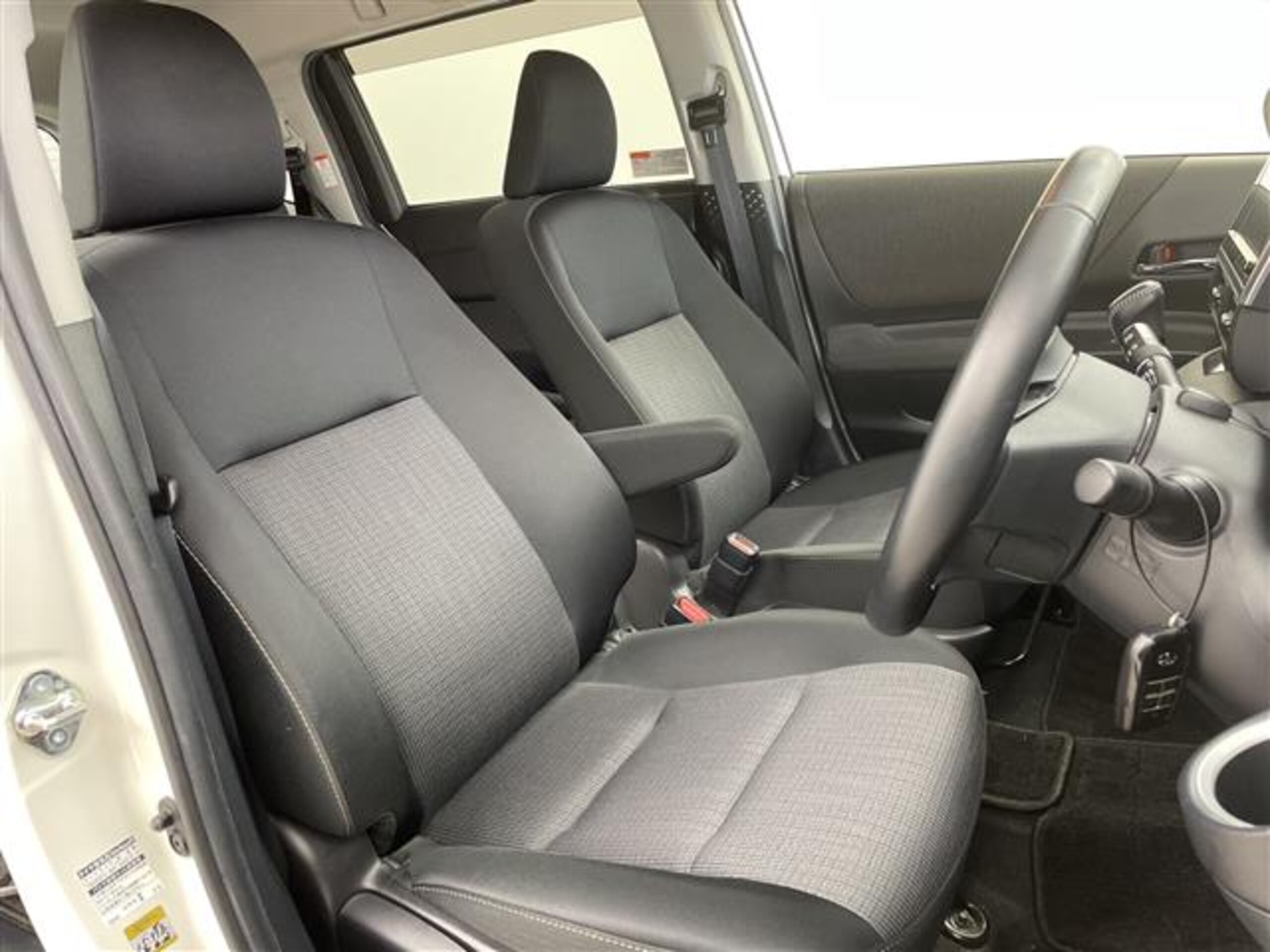 2021 Toyota Sienta