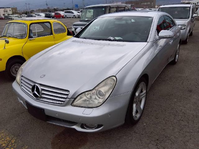 2005 Mercedes-Benz CLS-Class - 2005 مرسيدس بنز CLS-Class