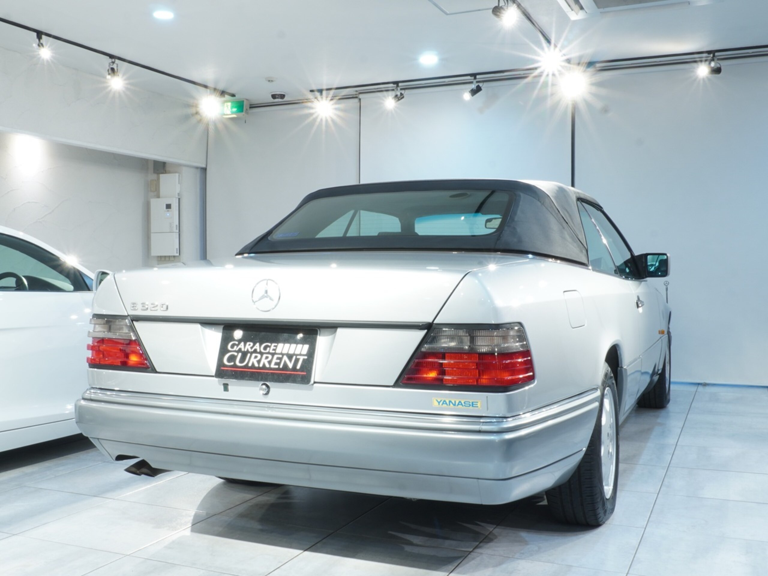 1995 Mercedes-Benz E-Class Cabriolet - メルセデス・ベンツ Eクラスカブリオレ E320 正規ディーラー車 左ハンドル チェック柄ファブリックシート ブラックソフトトップ 幌動作確認済 ATオーバーホール済 ソフトトップシリンダO/H済 ユーザー様買取車輌