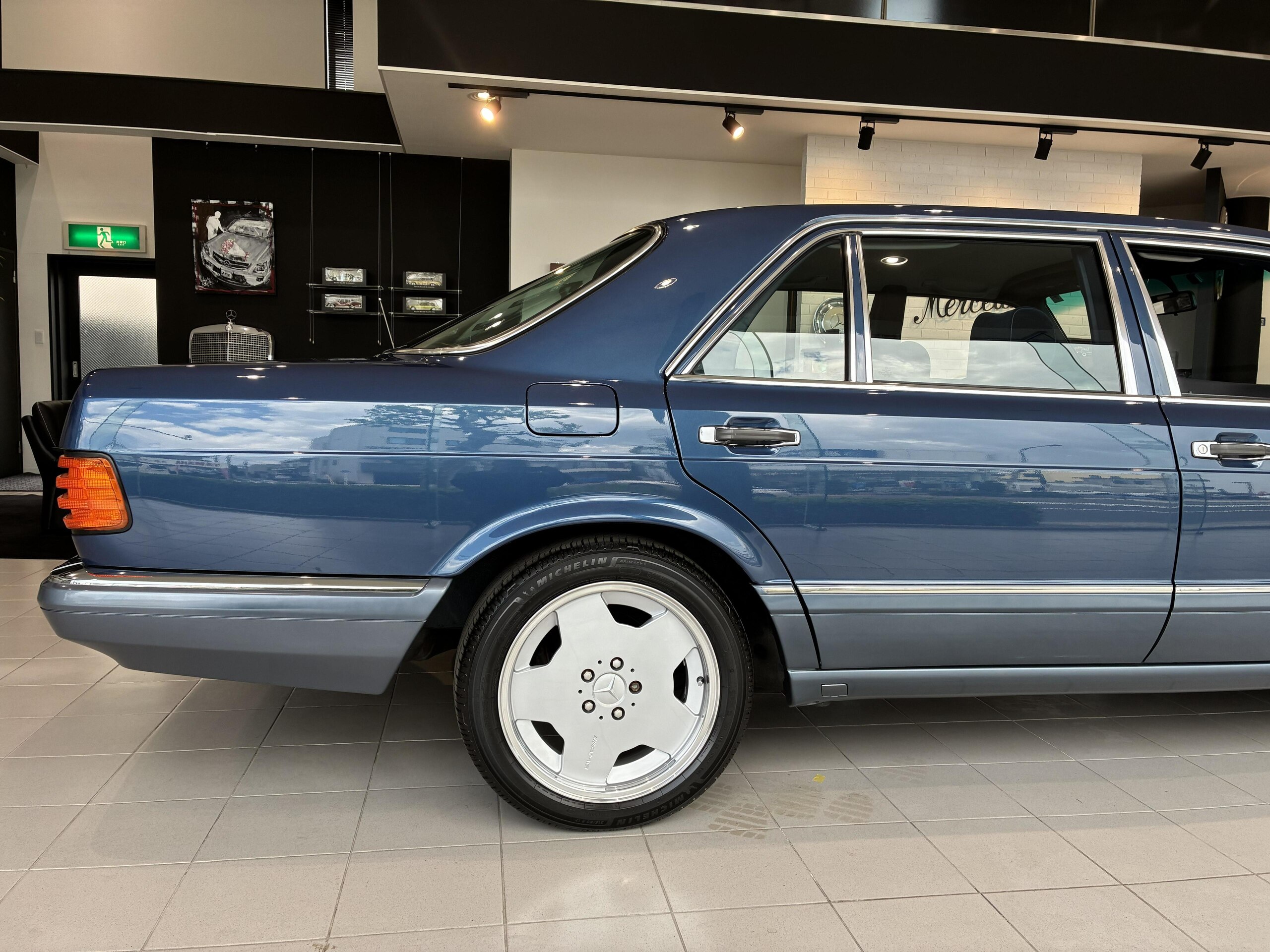 1989 Mercedes-Benz S-Class