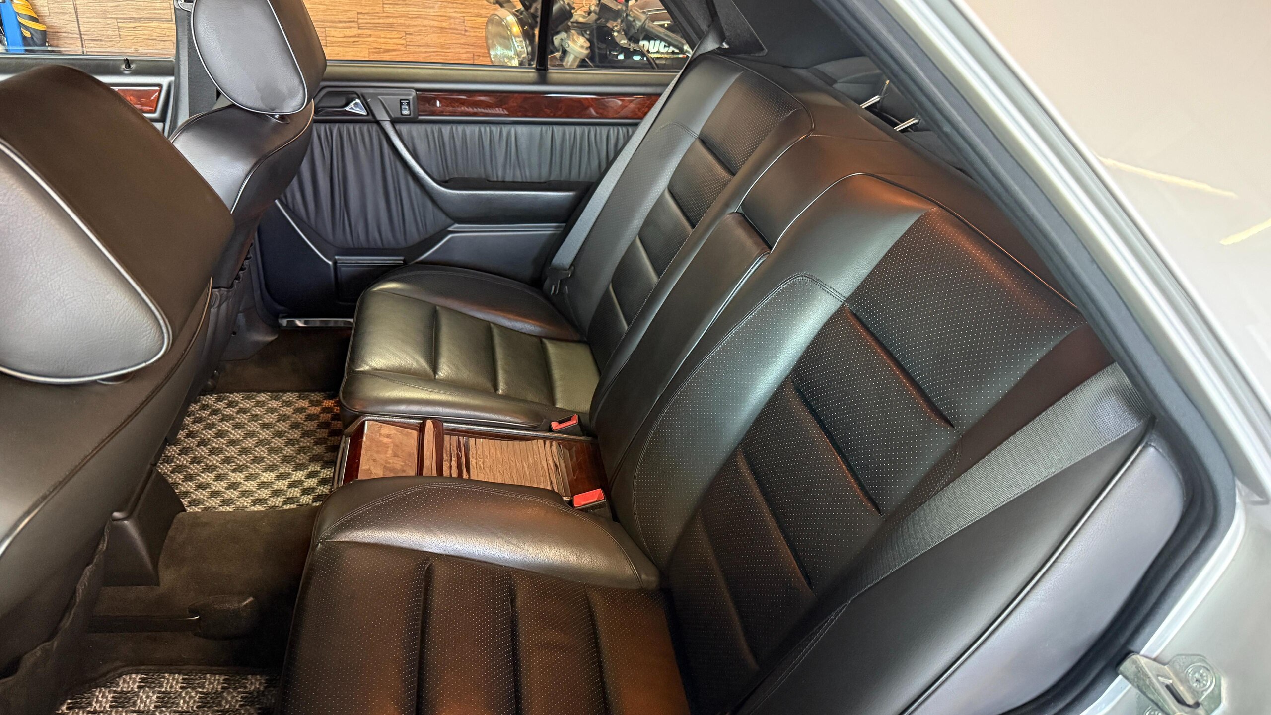1994 Mercedes-Benz E-Class - メルセデス・ベンツ Eクラス E500