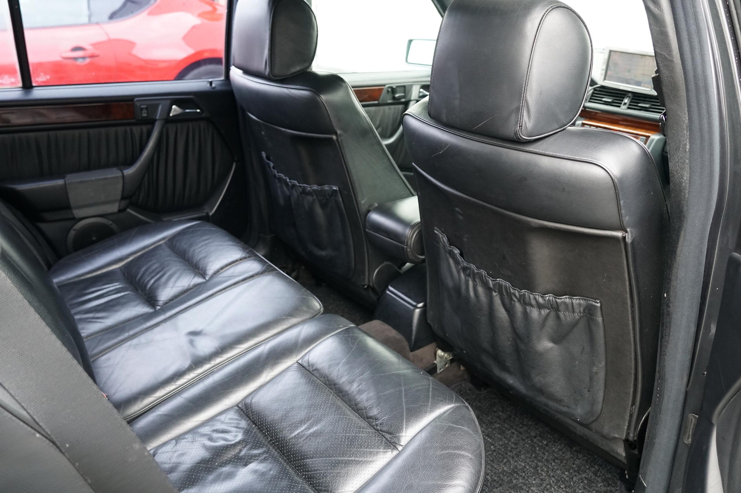 1997 Mercedes-Benz E-Class Wagon - メルセデス・ベンツ Eクラスワゴン E320 ステーションワゴン 左ハンドル OZ17インチAW ロリンザーマフラー サンルーフ ブラックレザー フルセグTV バックカメラ パワーシート ETC