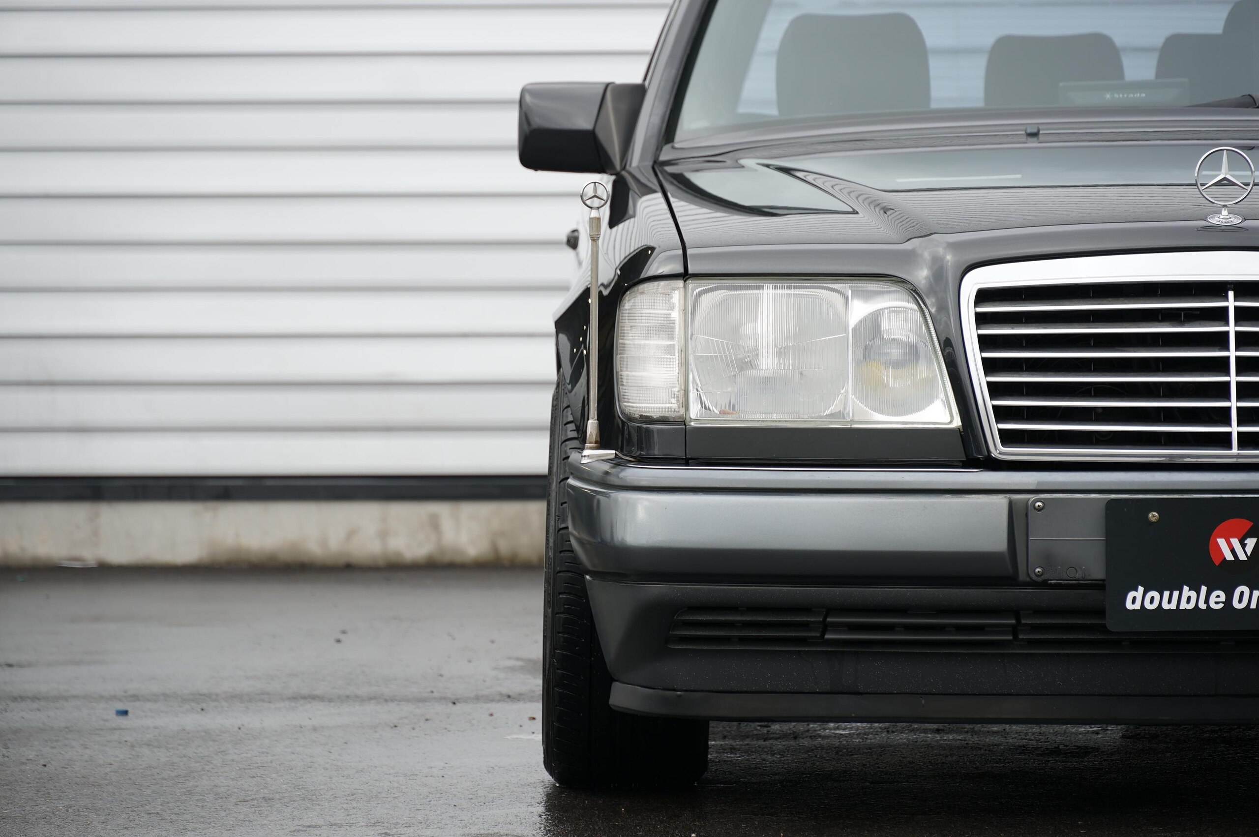 1997 Mercedes-Benz E-Class Wagon - メルセデス・ベンツ Eクラスワゴン E320 ステーションワゴン 左ハンドル OZ17インチAW ロリンザーマフラー サンルーフ ブラックレザー フルセグTV バックカメラ パワーシート ETC