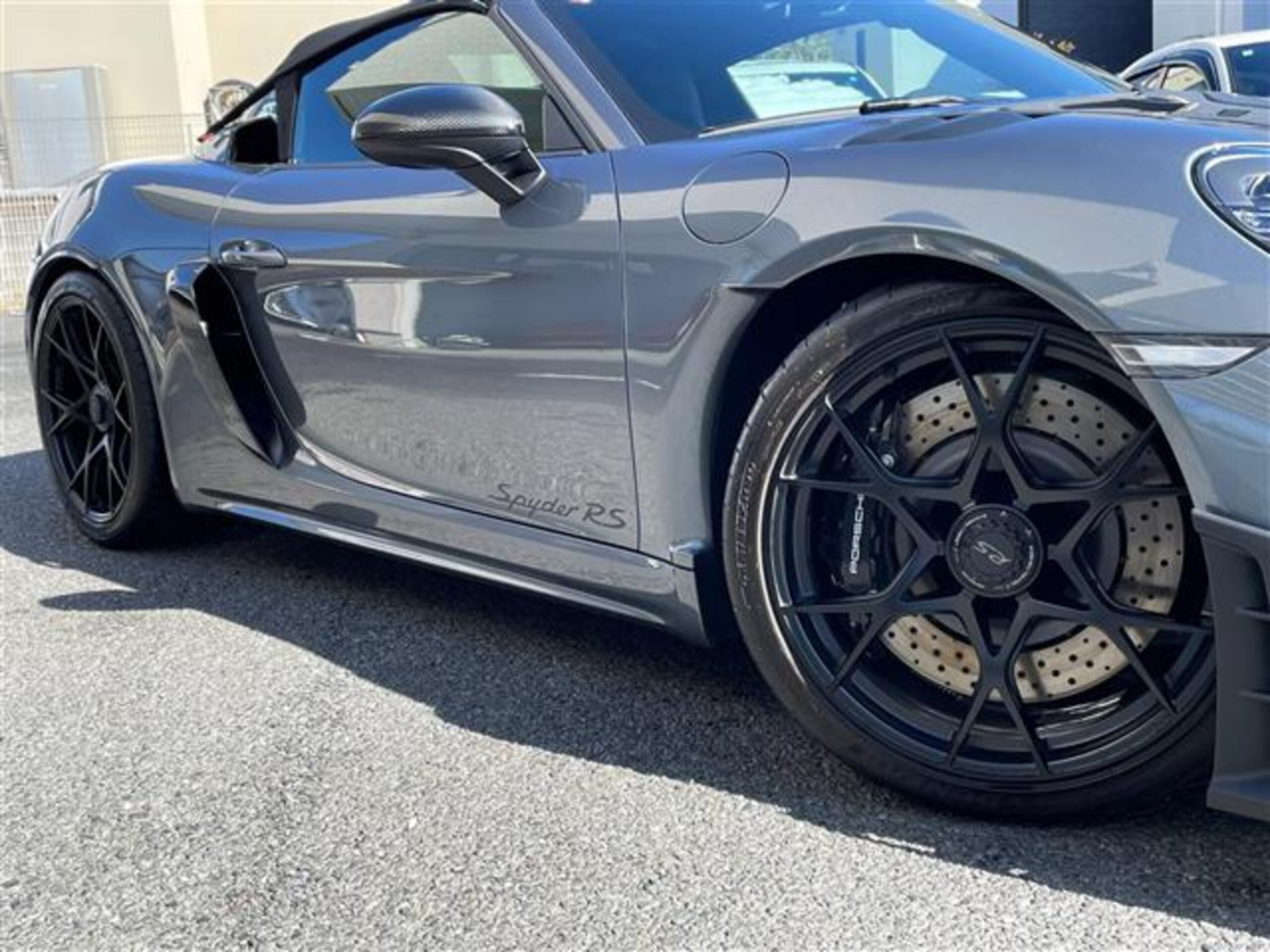 2024 Porsche 718Spider - ポルシェ 718スパイダー RS PDK ヴァイザッハPKG 左ハンドル フロントリフト 純正20AW スポーツクロノ スポーツエグゾースト PASM 純正ナビ バックモニター ETC2.0 ハーフレザーシート パワーシート シートヒーター