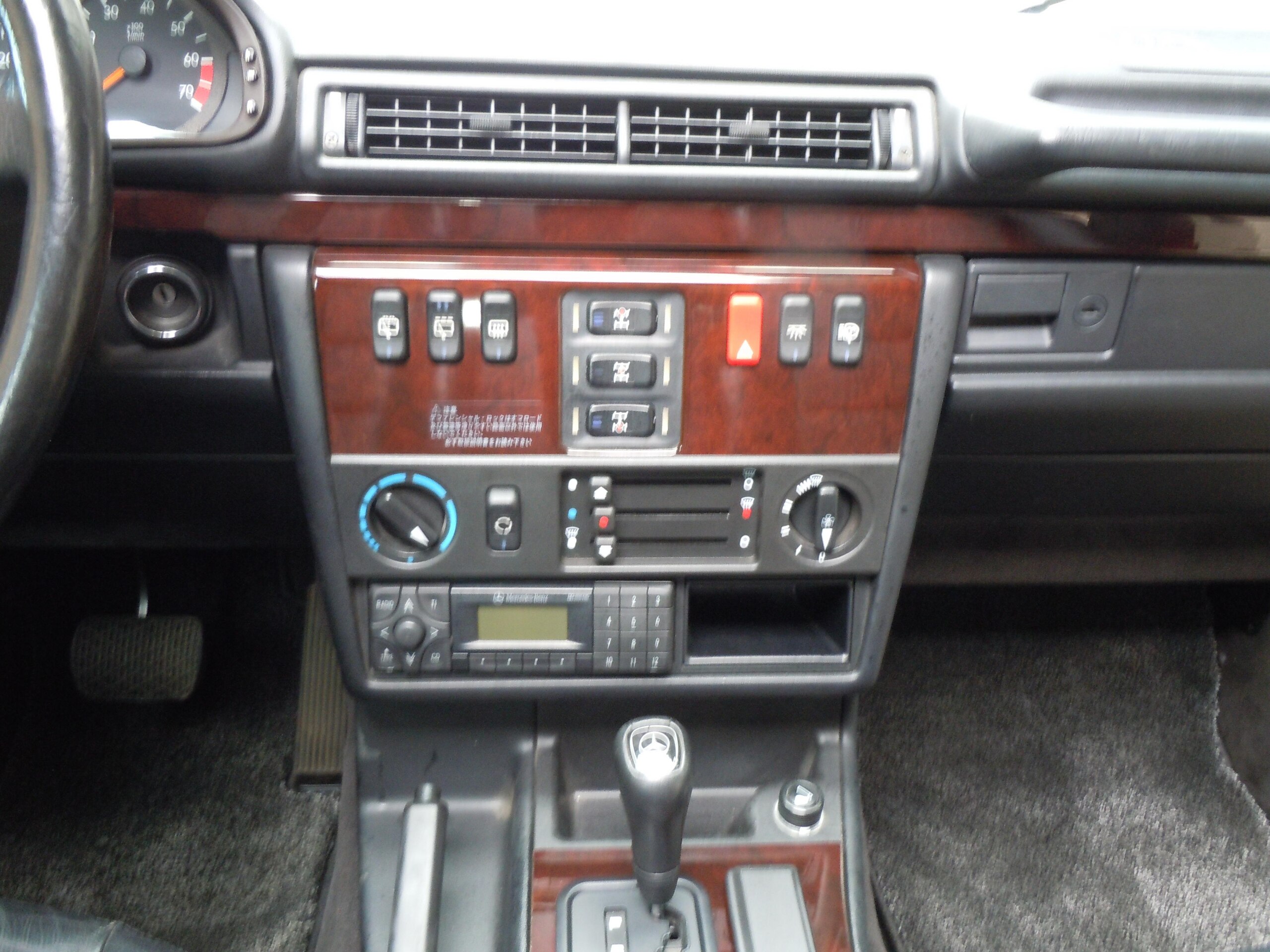 1998 Mercedes-Benz G-Class - 1998 مرسيدس بنز G-Class
