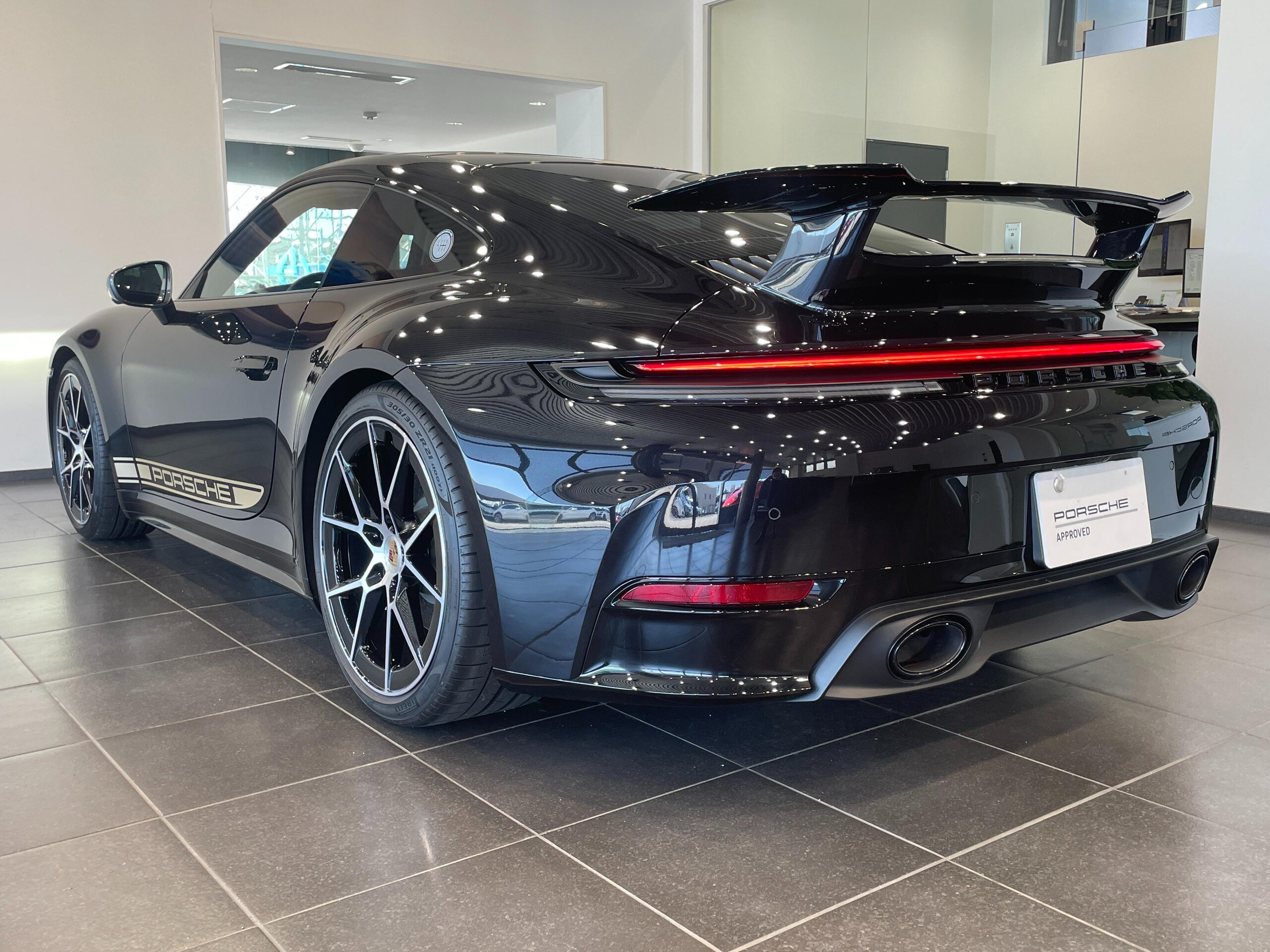 2025 Porsche 911 - 2025 ポルシェ Designサブセコンドクロック/BOSEサウンド/軽量遮音ガラス