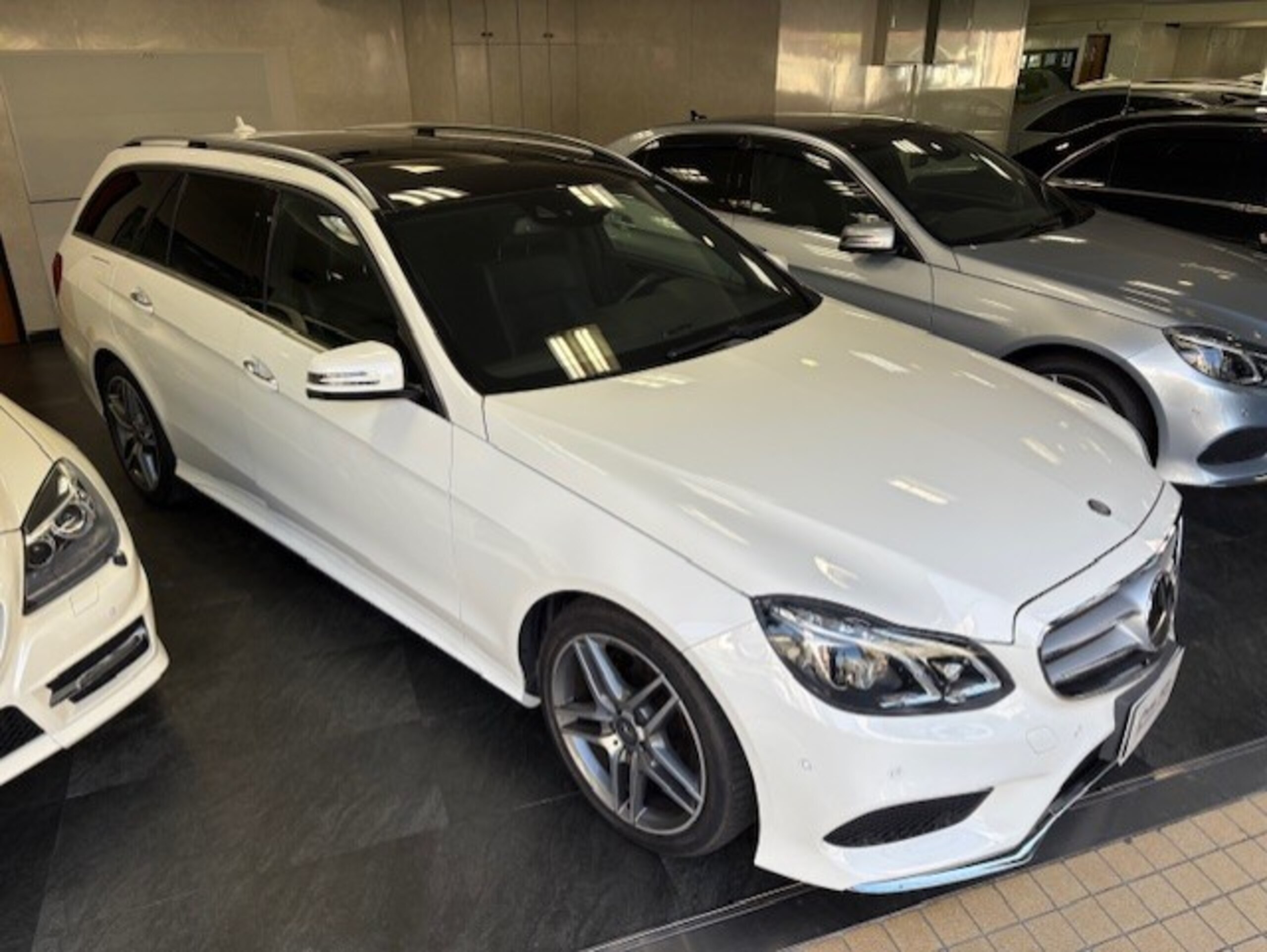 2013 Mercedes-Benz E-Class Wagon - メルセデス・ベンツ Eクラスワゴン E300 4マチック アバンギャルド AMGスポーツPKG・左H・パノラミックSR・4WDF・レーダーセーフティPKG・ブラックレザー・シートヒーター