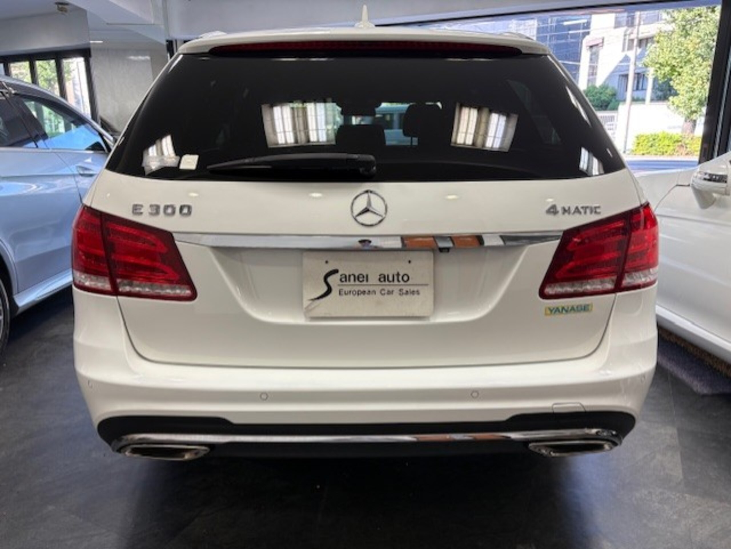 2013 Mercedes-Benz E-Class Wagon - メルセデス・ベンツ Eクラスワゴン E300 4マチック アバンギャルド AMGスポーツPKG・左H・パノラミックSR・4WDF・レーダーセーフティPKG・ブラックレザー・シートヒーター