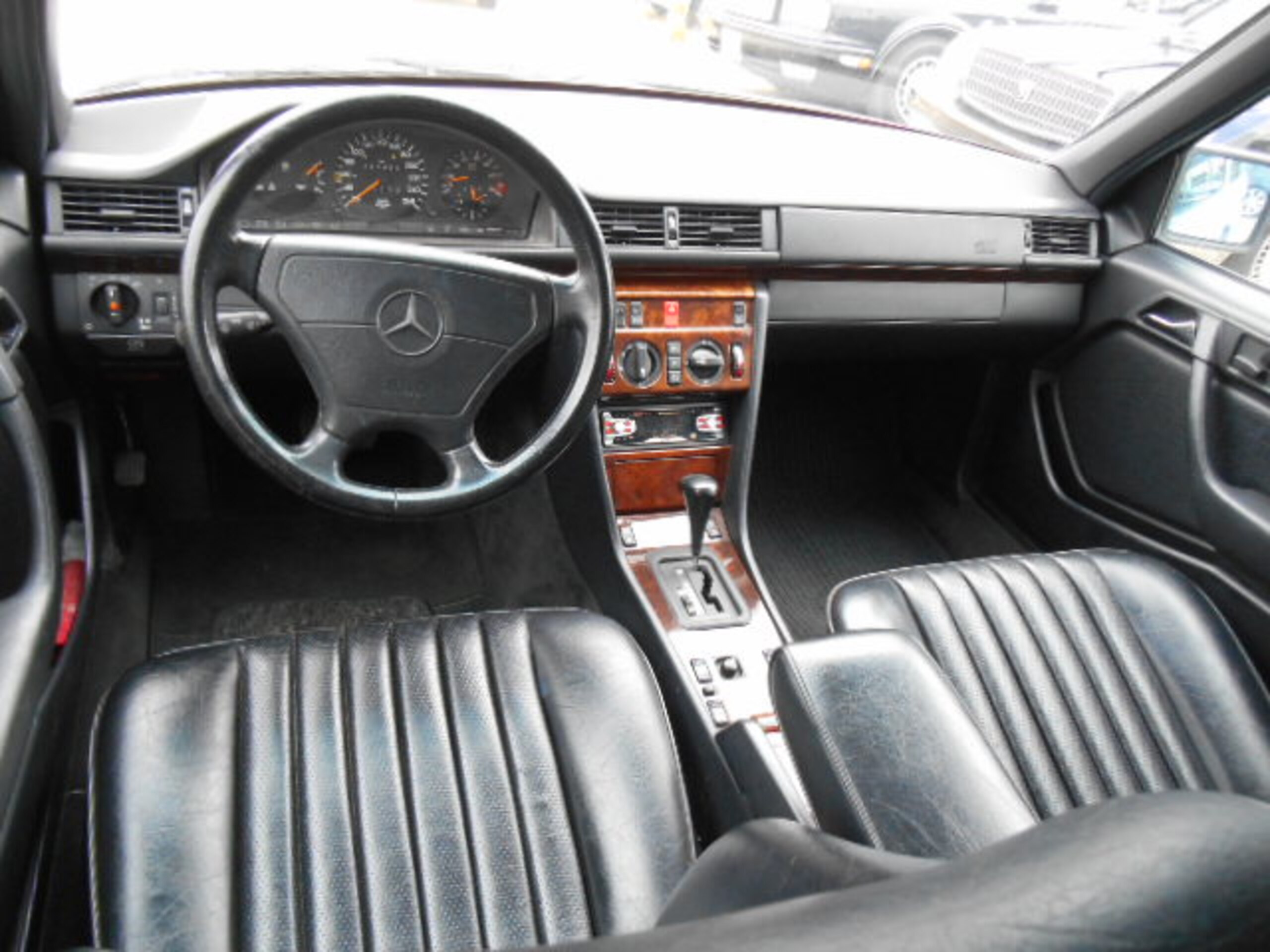 1996 Mercedes-Benz E-Class Wagon - 1996 مرسيدس بنز E-Class Wagon
