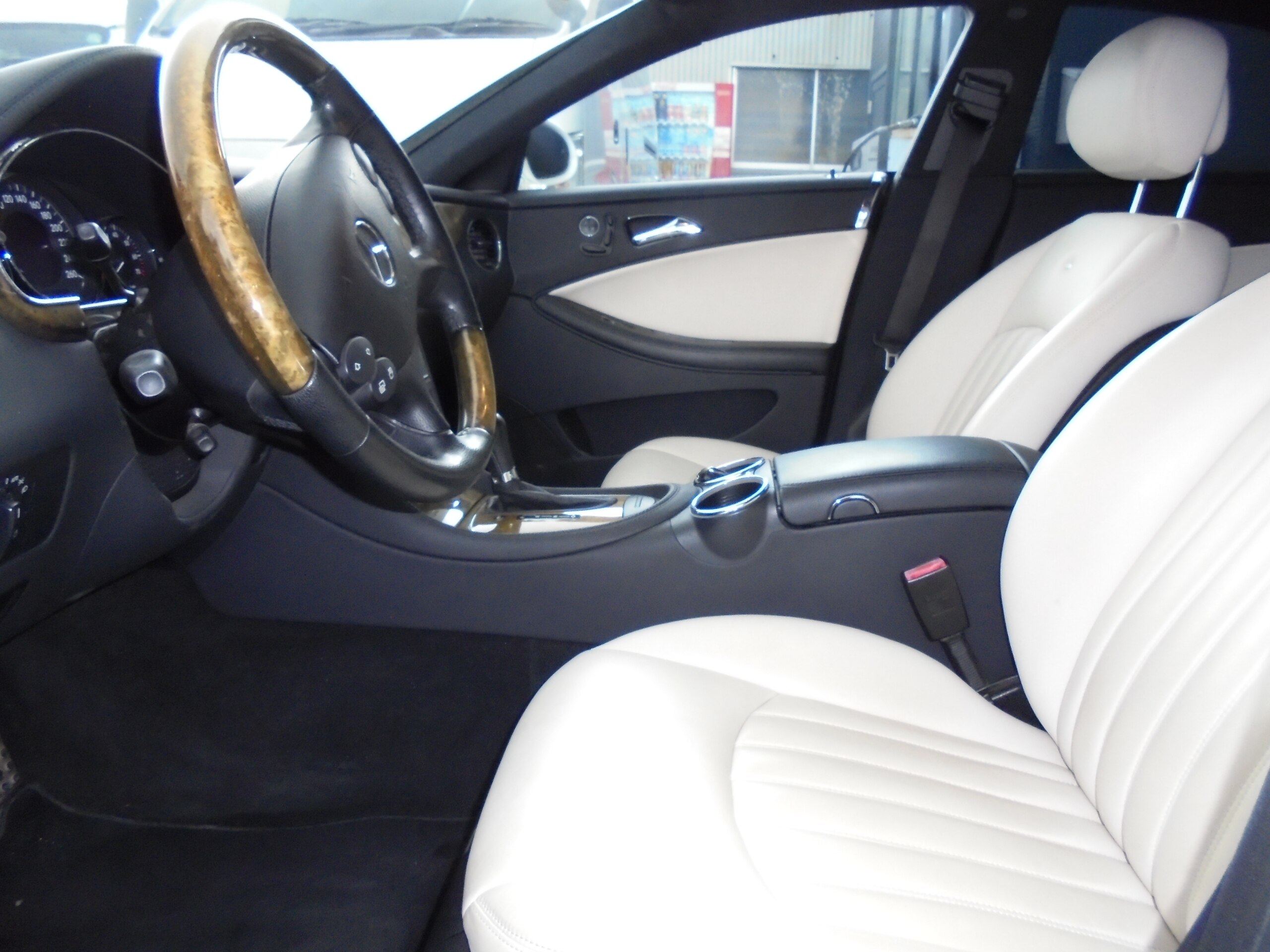 2007 Mercedes-Benz CLS-Class - 2007 مرسيدس بنز CLS-Class