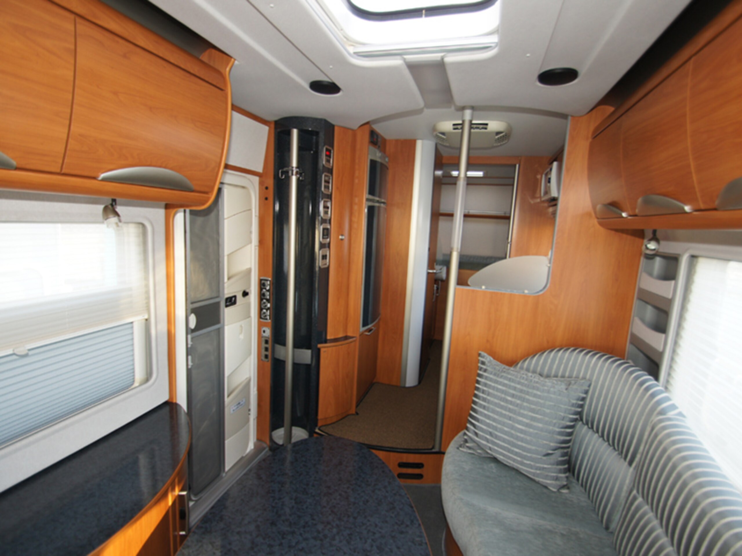 2006 Mercedes-Benz Transporter T1N - 2006 مرسيدس بنز Transporter T1N