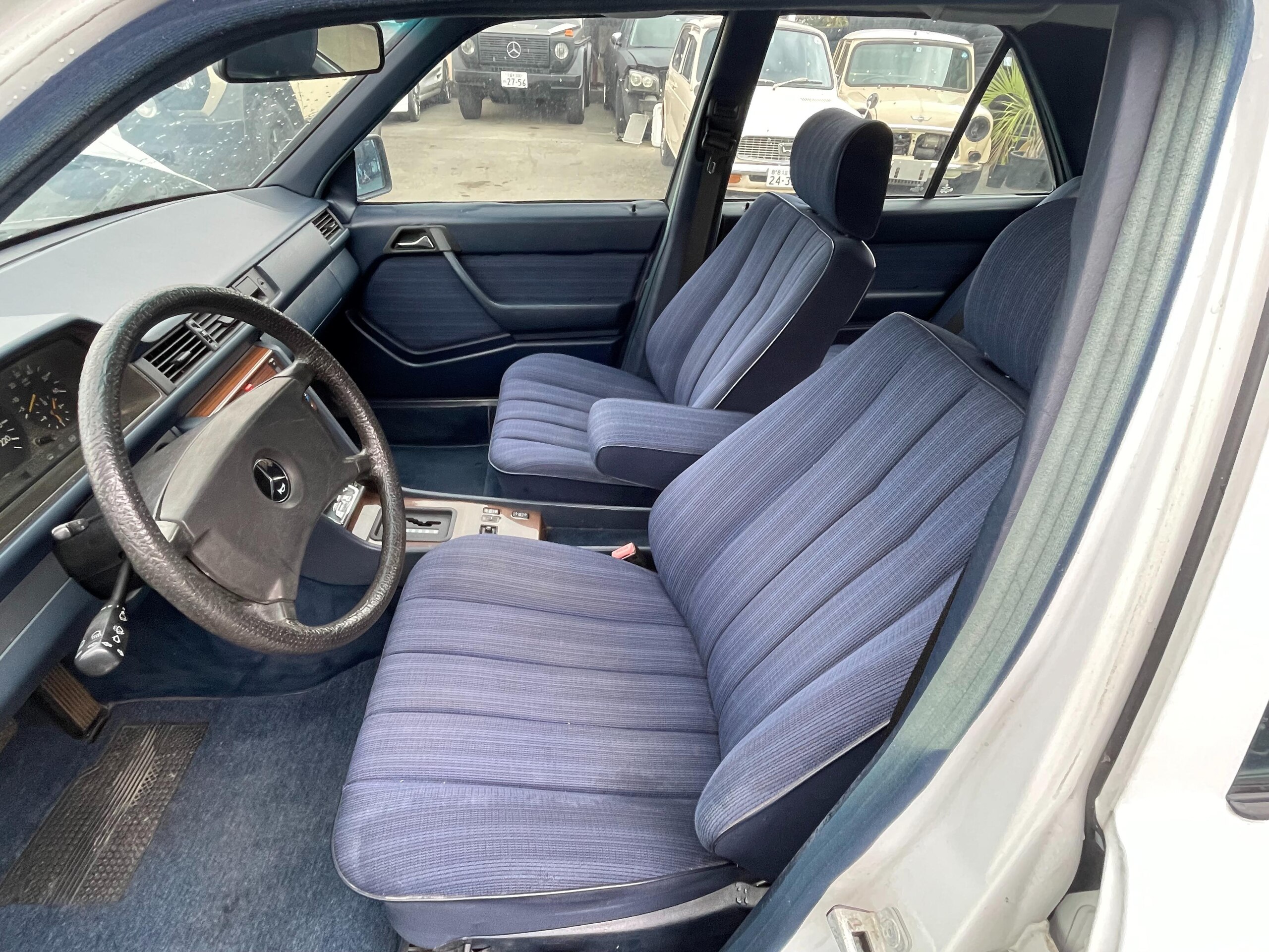 1989 Mercedes-Benz Medium Class - メルセデス・ベンツ ミディアムクラス 300Dターボ ディーゼル ディーゼルターボ