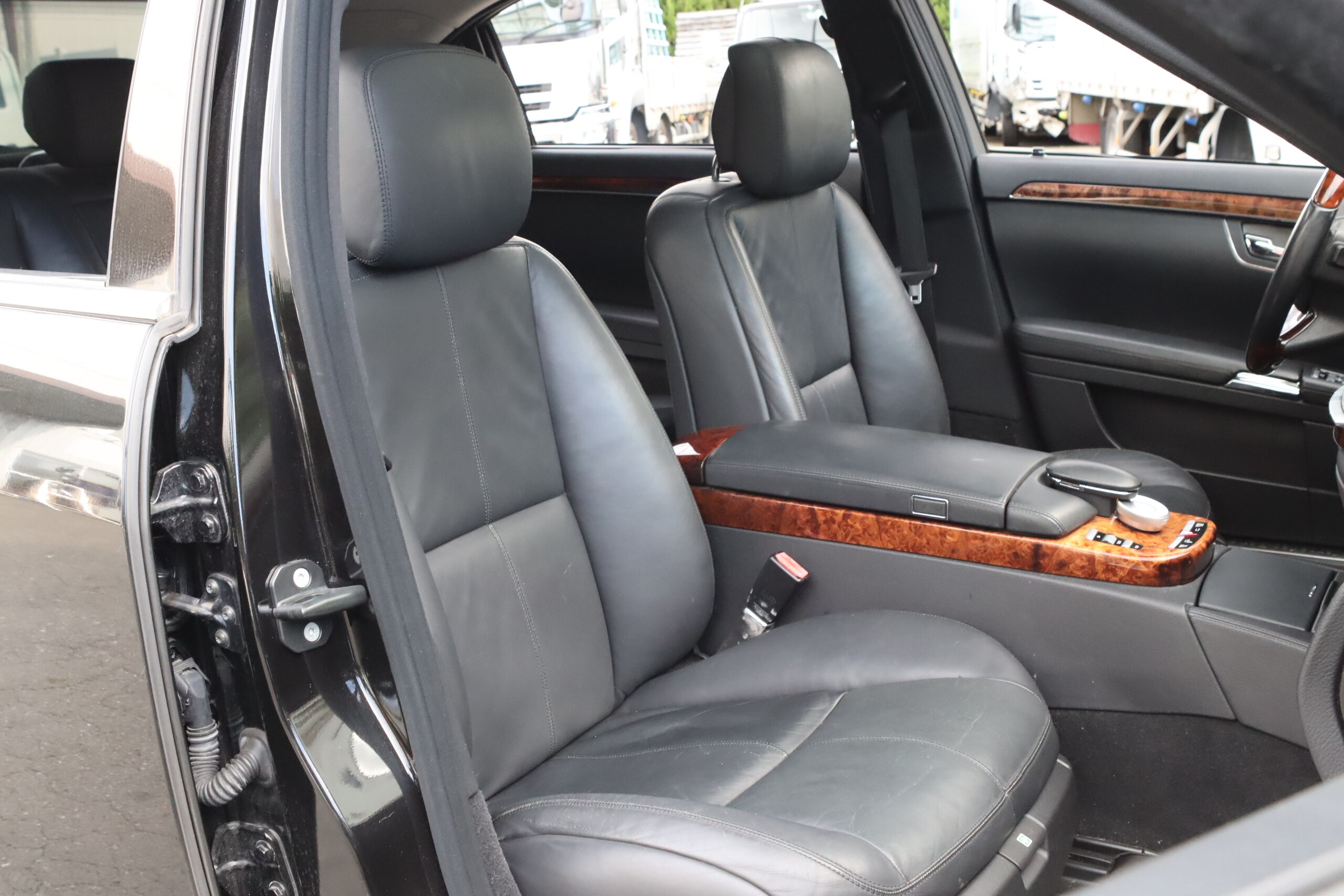 2006 Mercedes-Benz S-Class - 2006 مرسيدس بنز S-Class