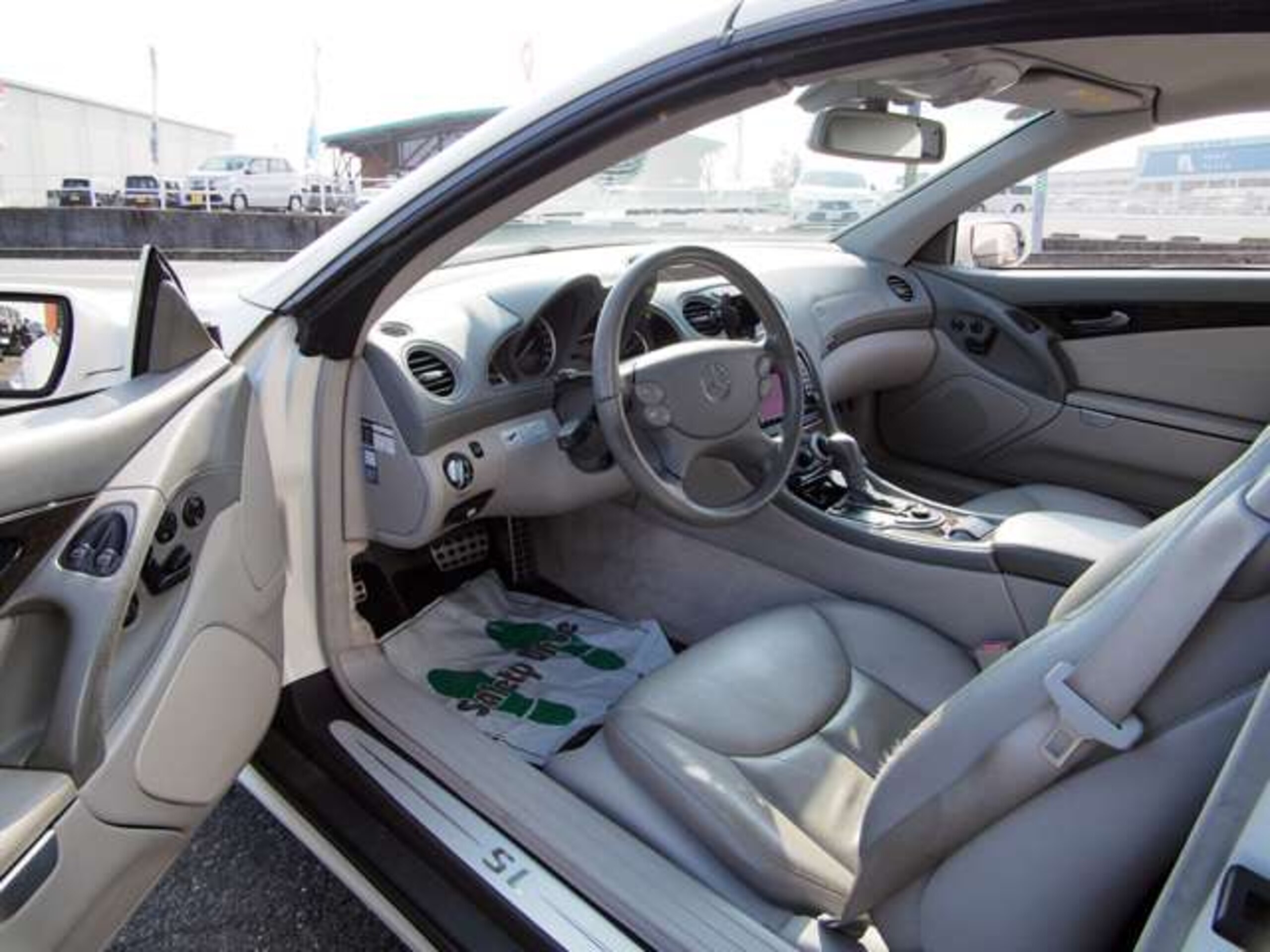 2004 Mercedes-Benz SLClass - 2004 مرسيدس بنز SLClass