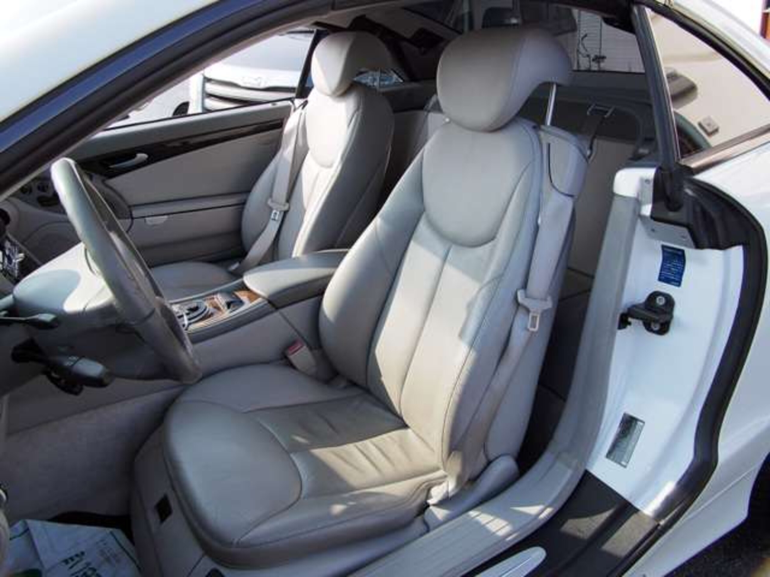 2004 Mercedes-Benz SLClass - 2004 مرسيدس بنز SLClass
