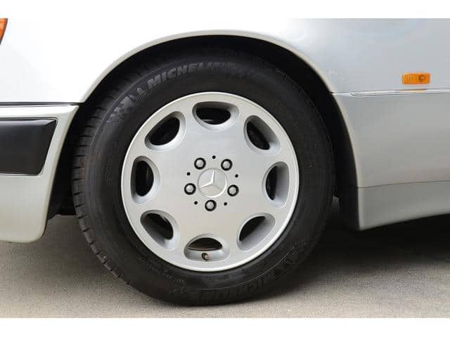 1992 MERCEDES-BENZ MEDIUM CLASS/124036 - 1992 مرسيدس بنز Medium-Class