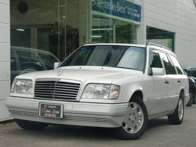 1994 MERCEDES-BENZ E-CLASS/124092