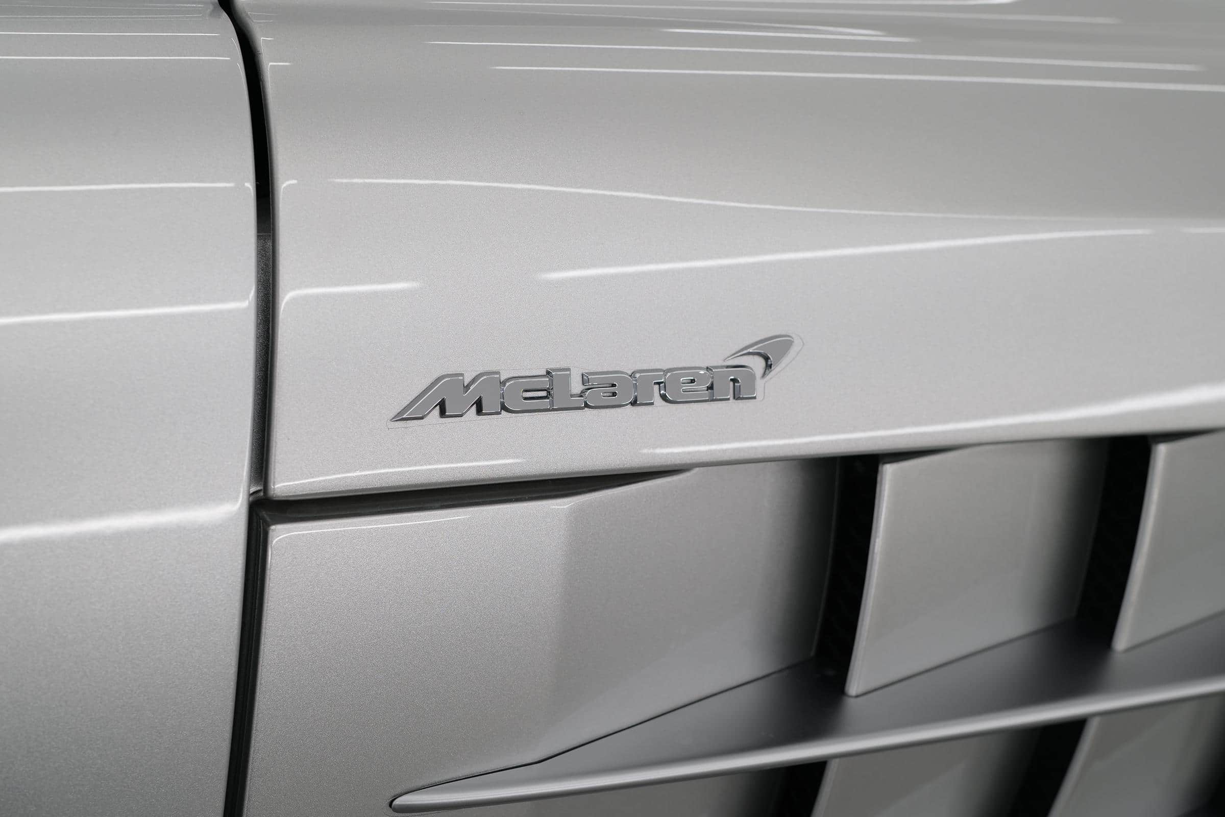 2004 MERCEDES-BENZ SLR MCLAREN