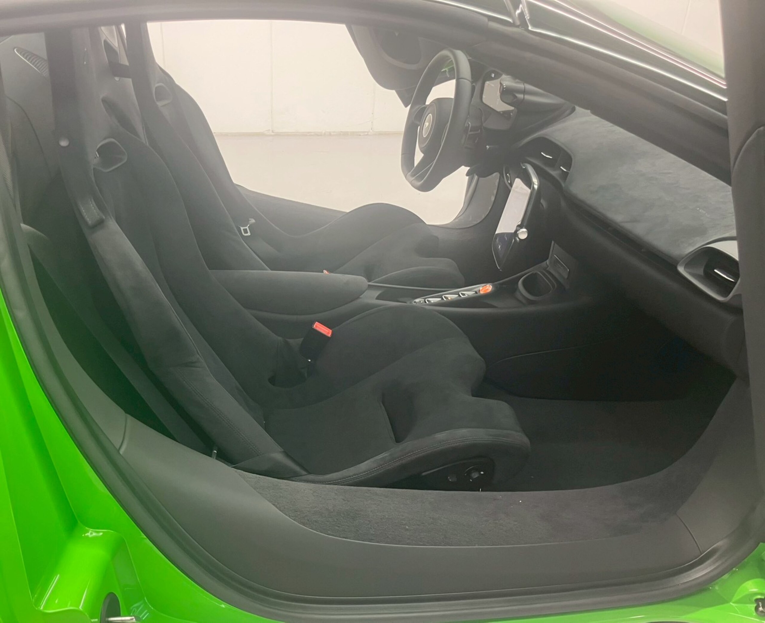 2024 McLaren Artura Spider