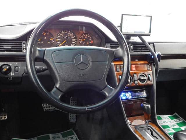 1995 MERCEDES-BENZ E-CLASS/124092 - 1995 メルセデス・ベンツ E-Class