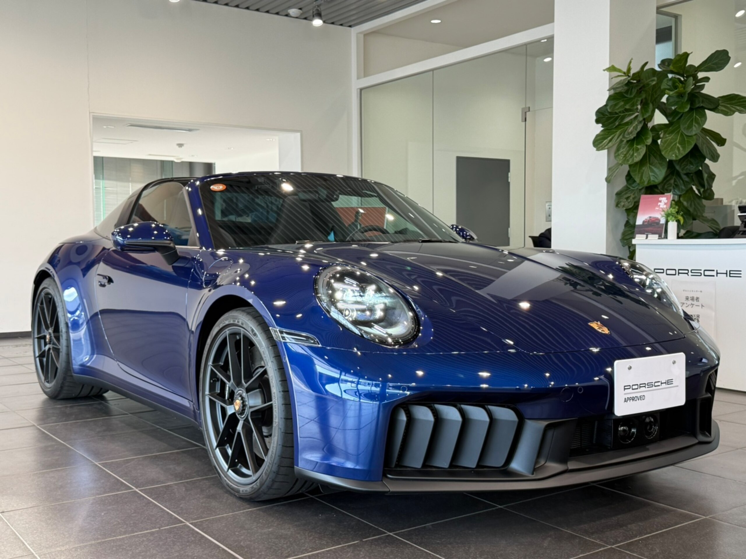 2025 Porsche 911 - ポルシェ 911 タルガ4 GTS PDK 認中/スポーツクロノ/スポエグ/ハイグロスブラックキャリパー/HDマトリクス/プライバシーガラス/フロントリフト/ナイトビジョン/BOSEサウンド