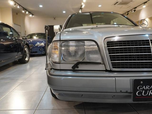 1995 MERCEDES-BENZ E-CLASS/124066