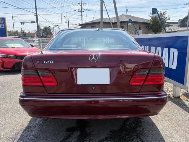 2001 MERCEDES-BENZ E-CLASS/210065 - 2001 مرسيدس بنز E-Class