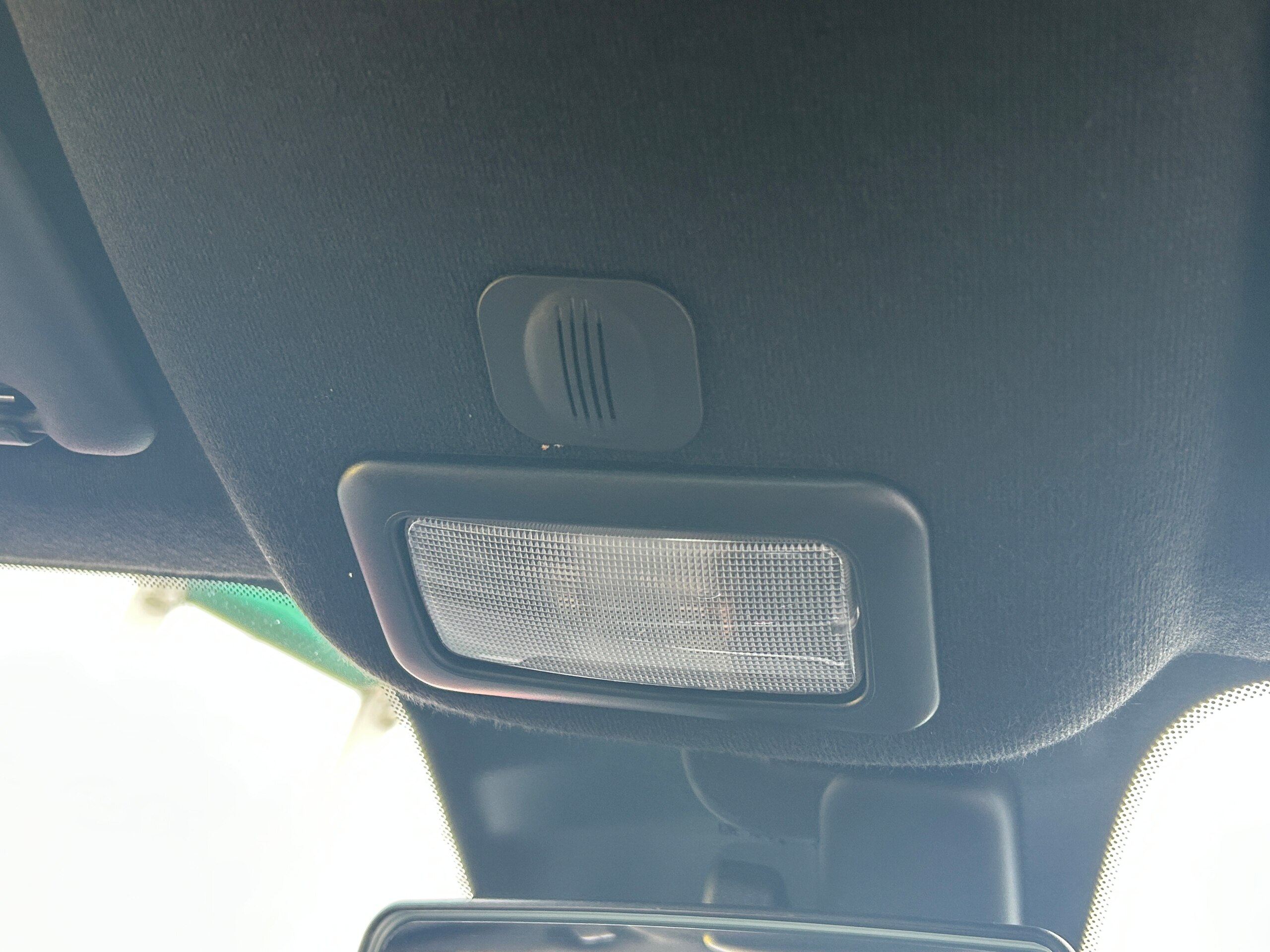 2023 Abarth 695 - アバルト 695 コンペティツィオーネ 禁煙/7インチタッチパネルモニター付きUCONNECT/BT/USB/AppleCarPlay/AndoroidAuto/Beatsサウンド/ETC/前後ドラレコ/5速MT左ハンドル仕様/1.4L直列4気管DOHC16バルブインタークラー付