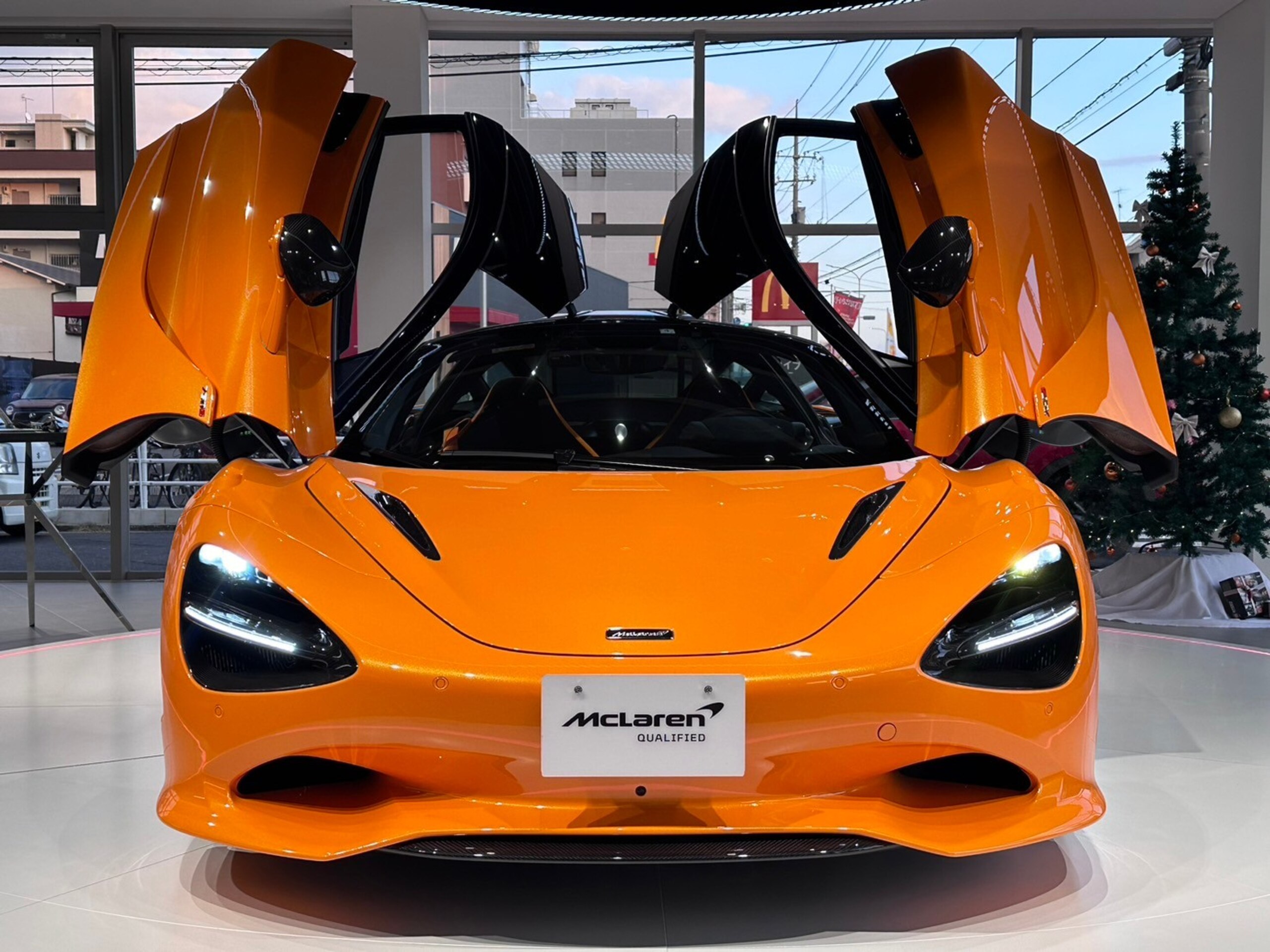 2024 McLaren 750S - 2024 ماكلارين 750S