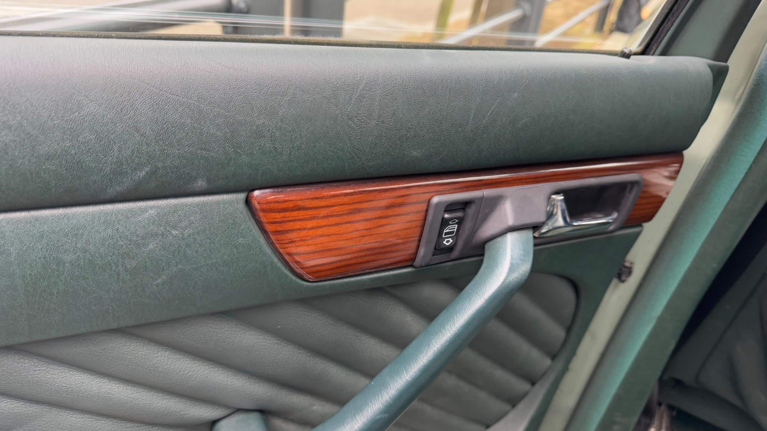 1990 MERCEDES-BENZ S-CLASS 300SE/E-126024 - 1990 メルセデス・ベンツ S-Class