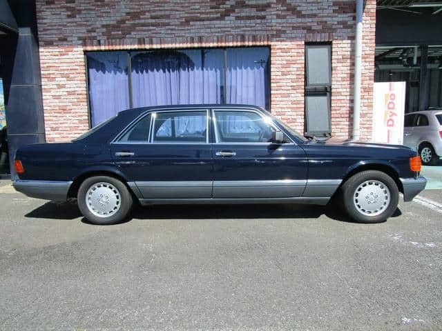 1988 MERCEDES-BENZ S-CLASS/126039