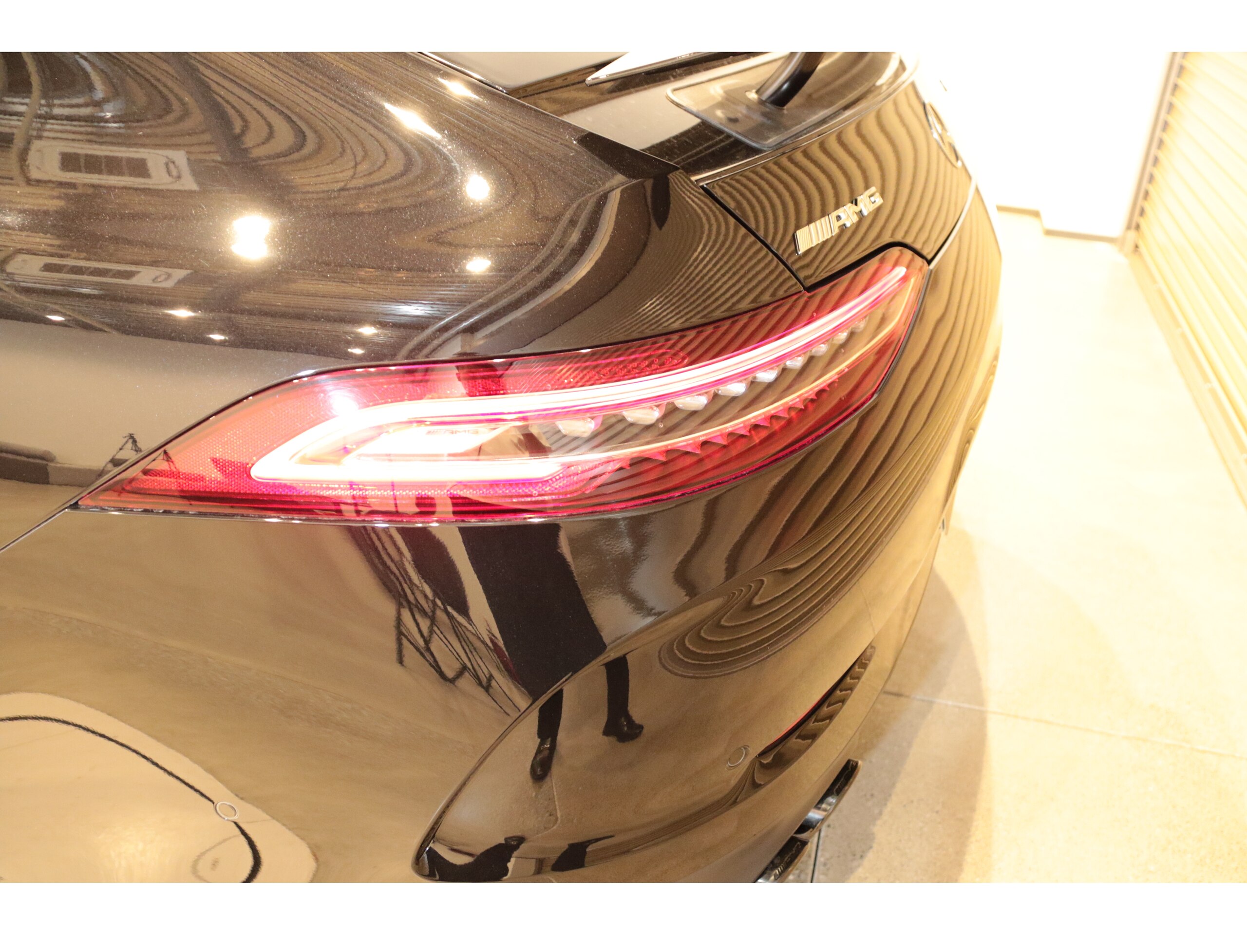 2021 Mercedes-AMG GT 4Door Coupe - メルセデスＡＭＧ GT 4ドアクーペ 53 4マチックプラス 4WD 1オーナー Brumesterサウンド パノラミックルーフ ダイナミックパッケージ シートヒーター シートベンチレーション ヘッドアップディスプレイ 21インチアルミ サラウンドビューカメラ LEDヘッドライト レッドレザー