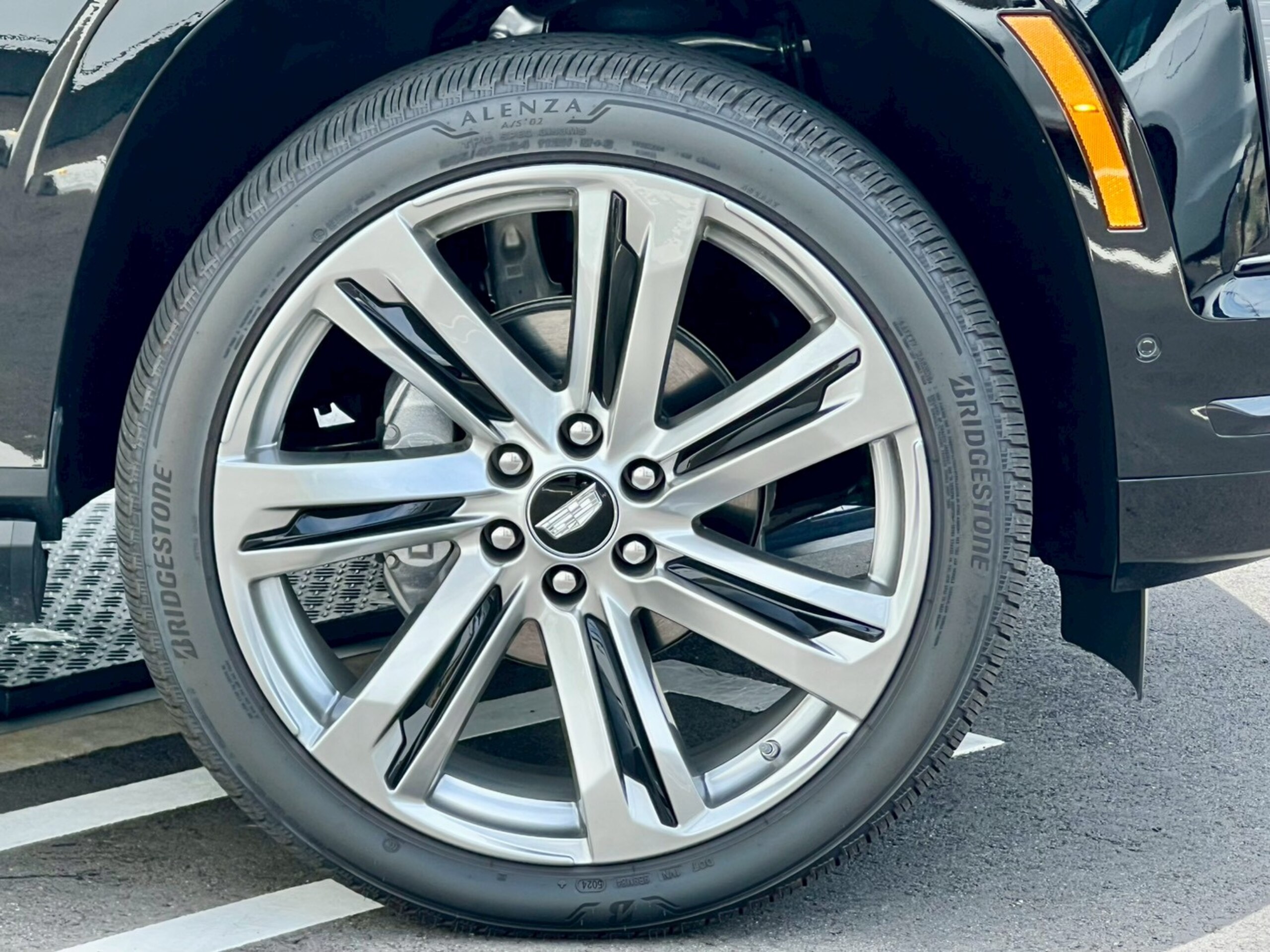 2025 Cadillac Escalade - 2025 كاديلاك Escalade