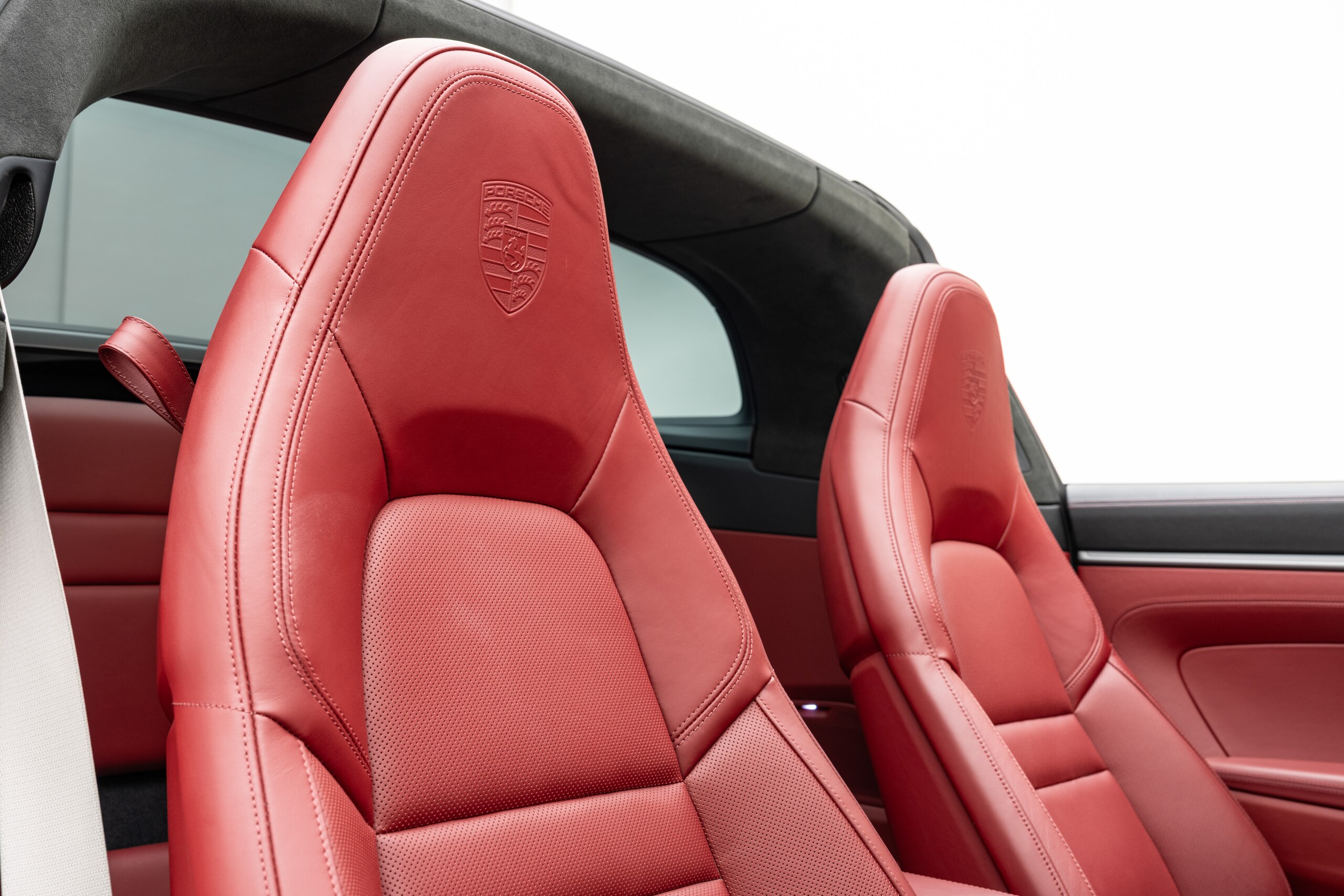 2023 Porsche 911 - ポルシェ 911 タルガ4S PDK OP528 左ハンドル PDLS Plus ACC スポーツデザインパッケージ リアアクスルステアリング エクスクルーシブデザインホイール スポーツエグゾースト スポーツシート(14Way電動調整) シートベンチレーション