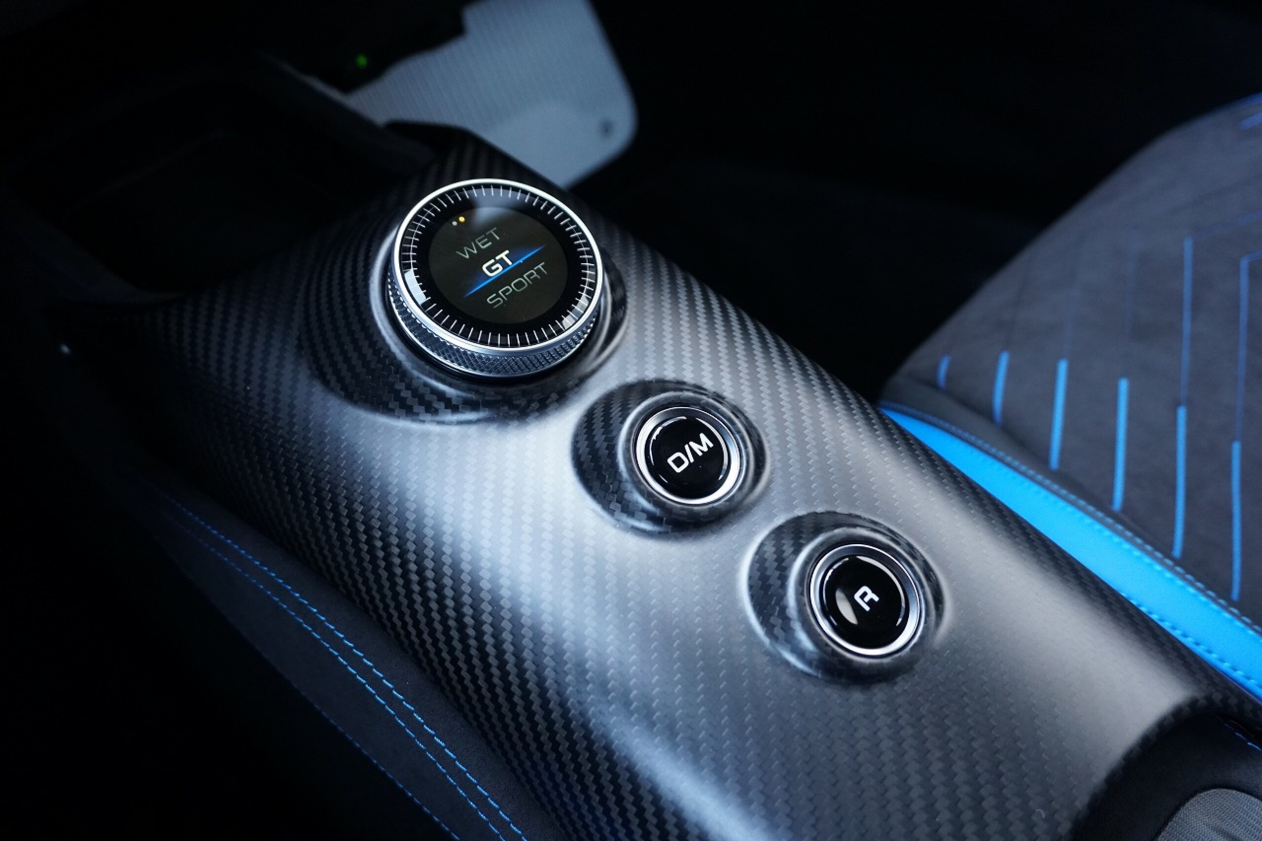 2023 Maserati MC20 - マセラティ MC20 3.0 MY23 NEWモデル 左H 1オーナー 走行490km 左ハンドル メンテナンスPKG カーボンブレーキ 車両リフト 液晶ロータリースイッチ BMS 2トンペイント 電動コラム 新車保証付