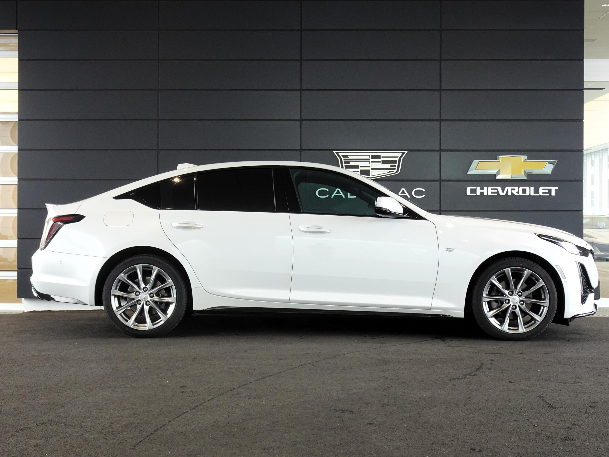 2021 Cadillac CT5 - キャデラック CT5 スポーツ 4WD 正規ディーラー車 ワンオーナー 4WD 純正AW ドライブレコーダー ETC2.0