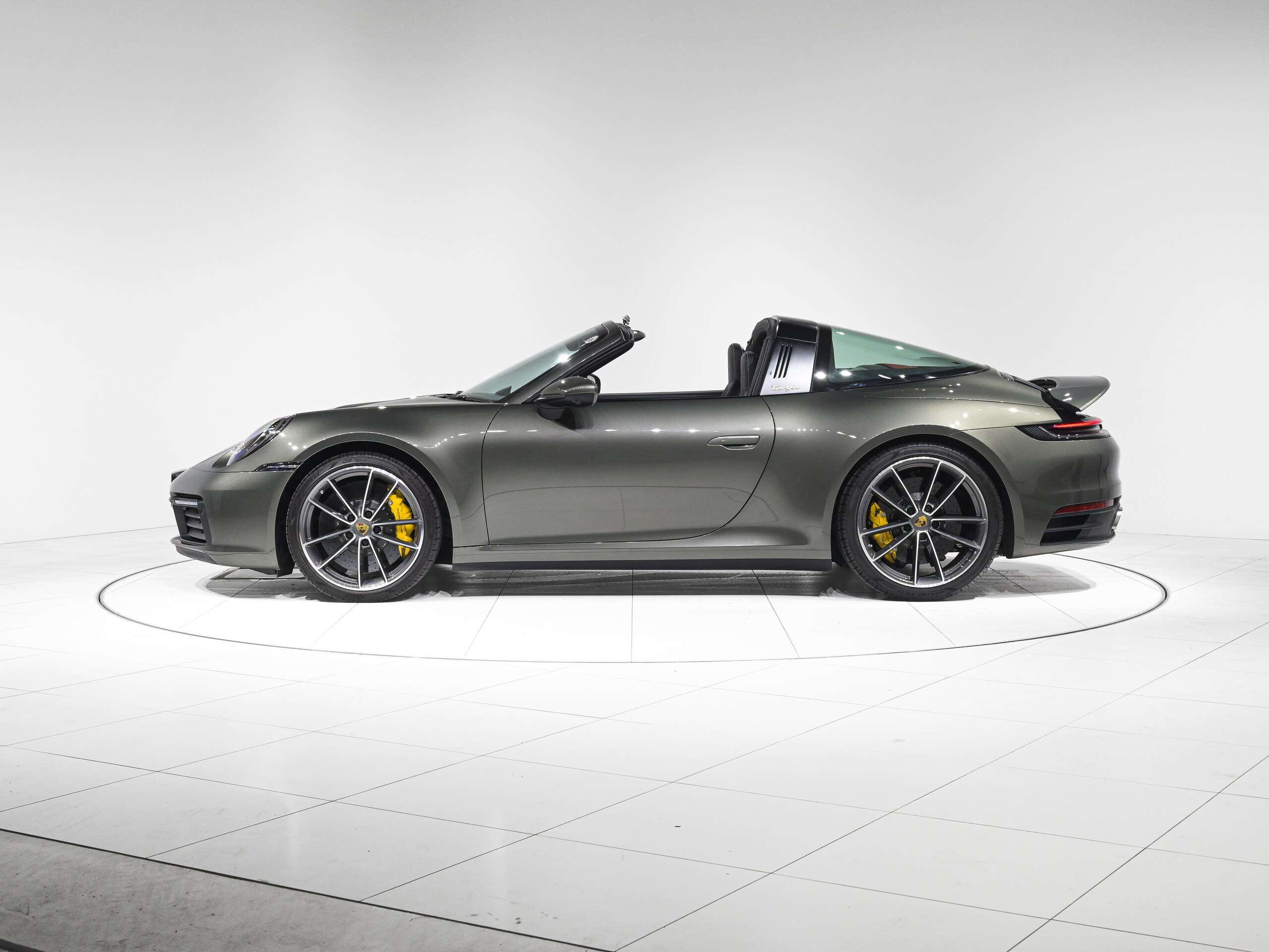 2021 Porsche 911 - 2021 بورشه 911