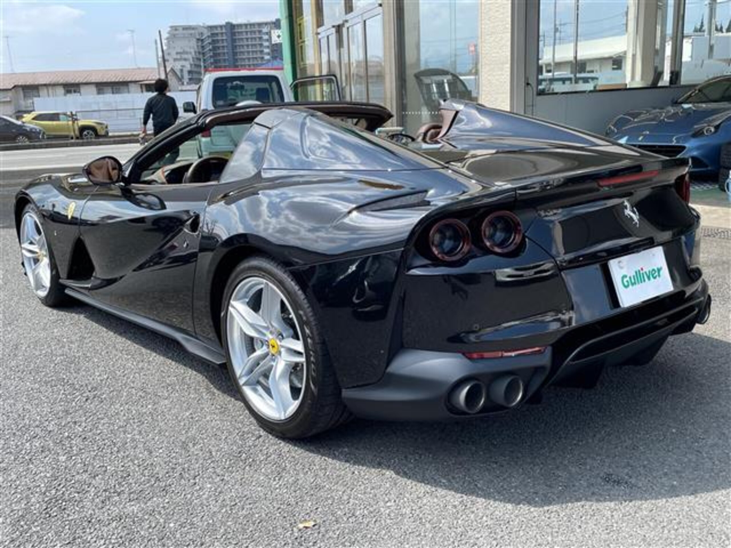 2023 Ferrari 812GTS - フェラーリ 812GTS F1 DCT ワンオーナー 茶革 ダイヤモンドセレクトシート カラーステアリング フロントリフト 純正20インチAW マグネティックサス ADAS レーダーブレーキ LKA BSM パッセンジャーディスプレイ